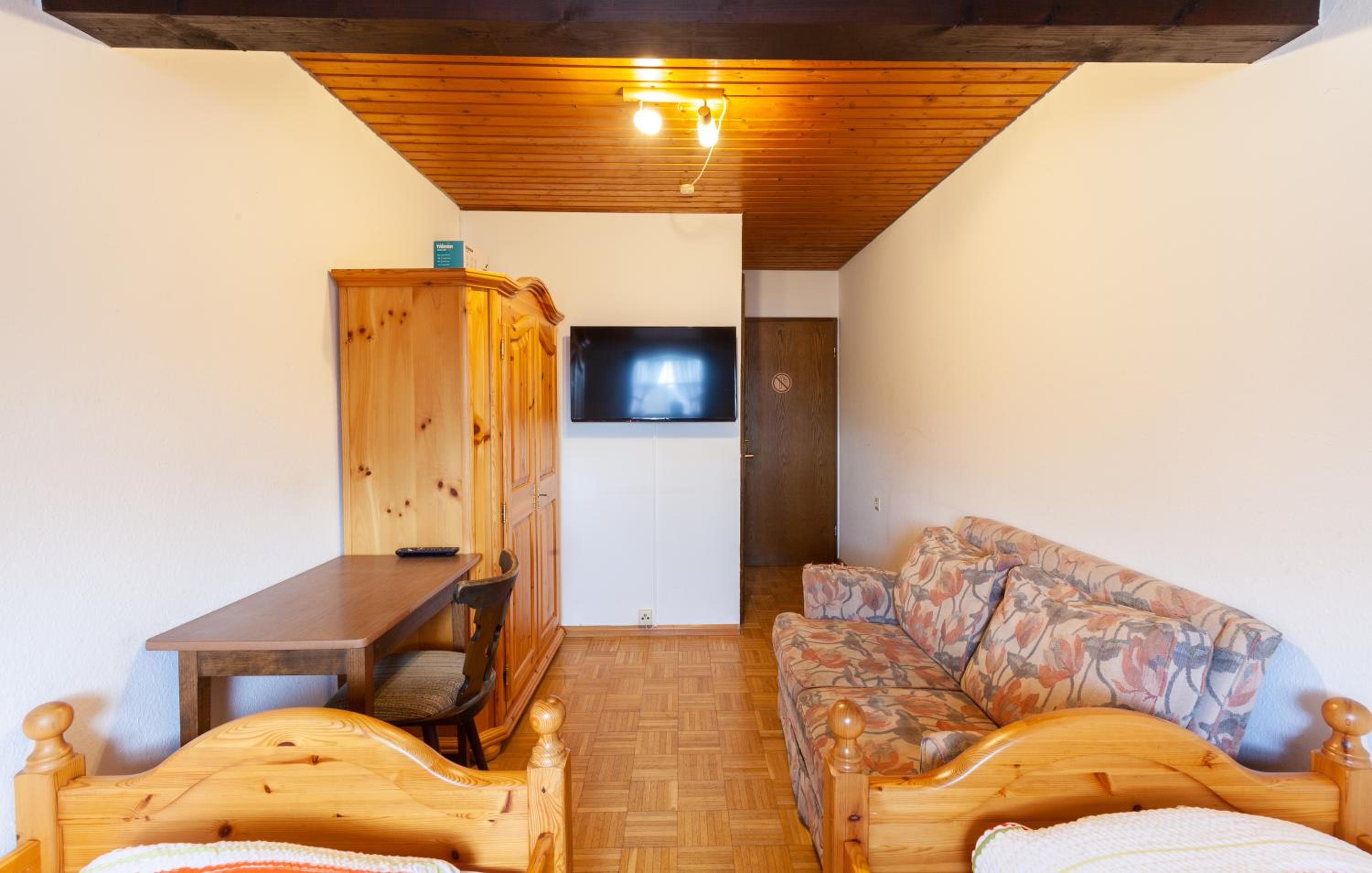 Twin Room photo 2
