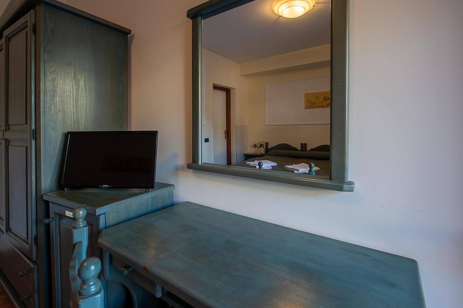 Double Room - Photo 26