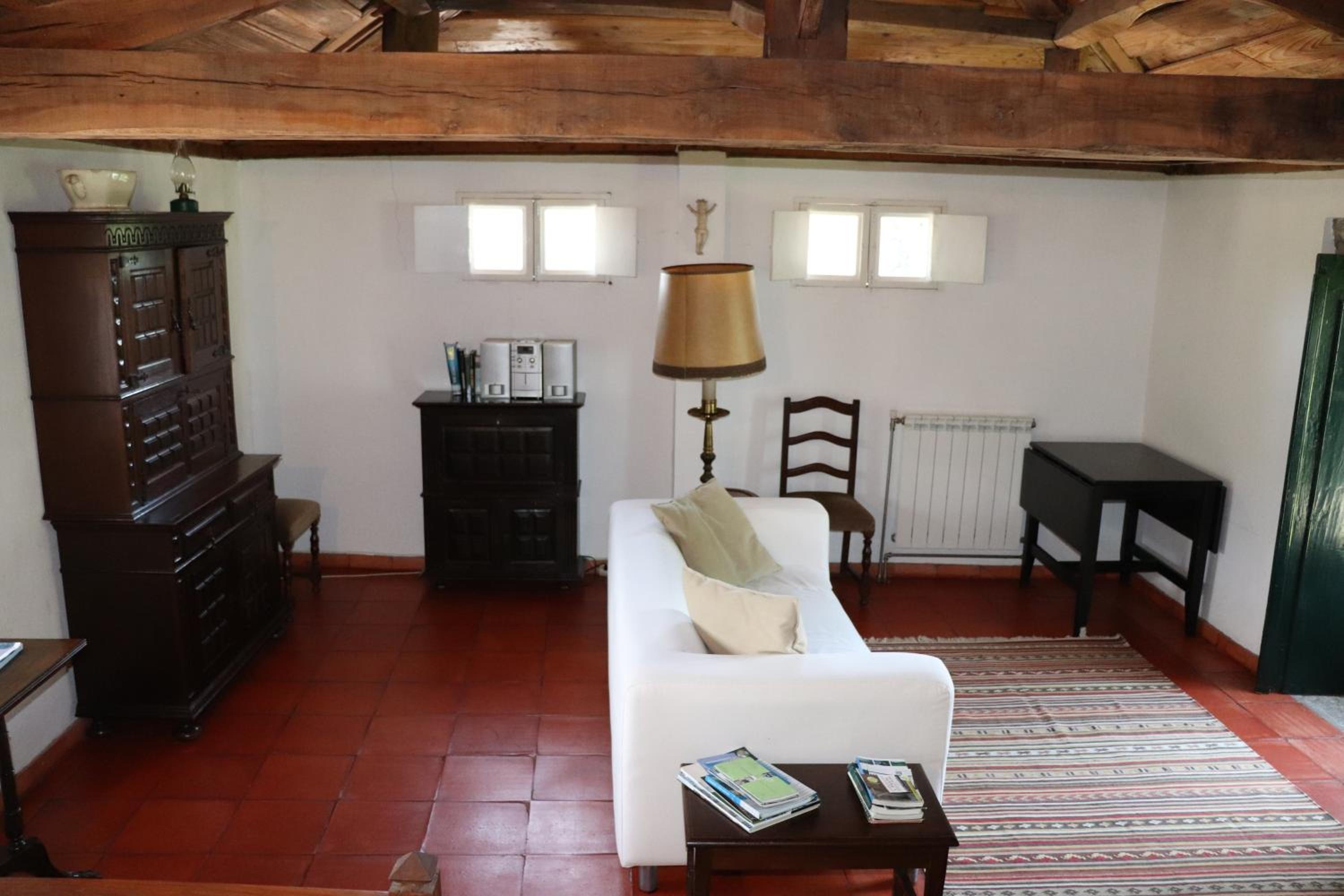One-Bedroom House photo 1