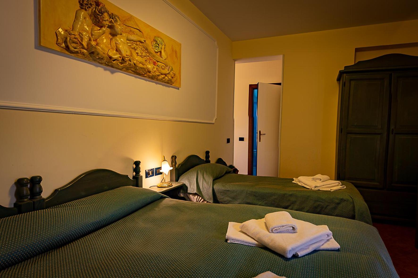 Triple Room - Photo 4