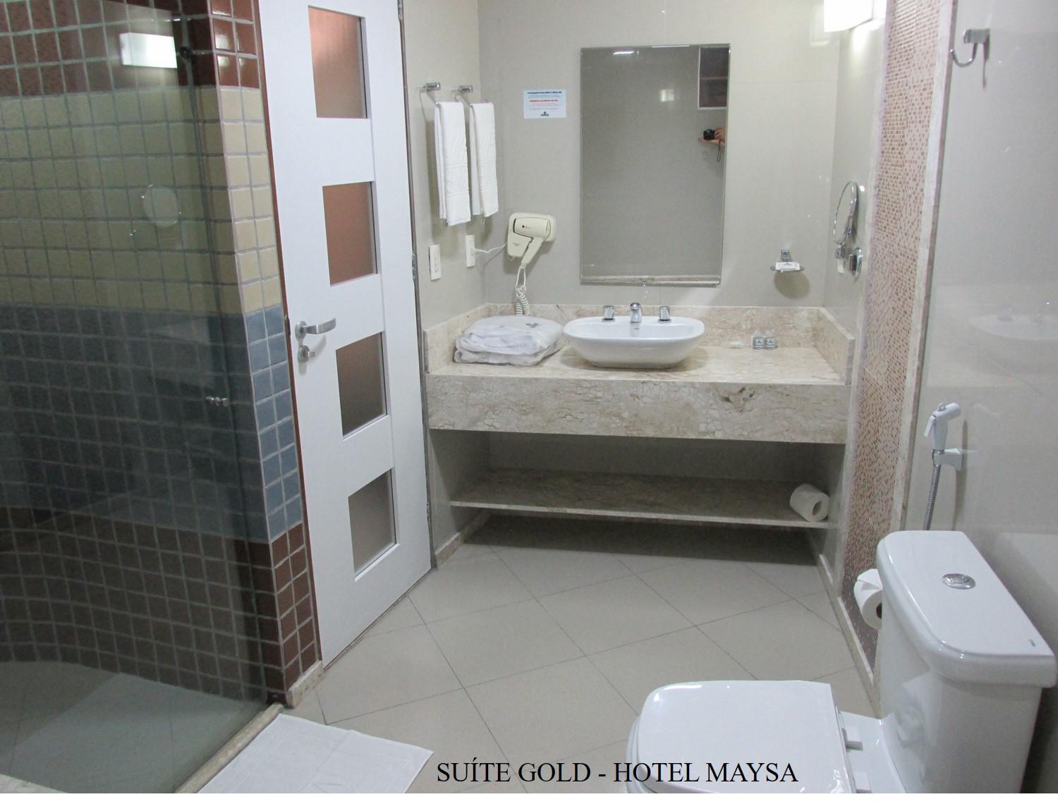 Superior Suite - Photo 6