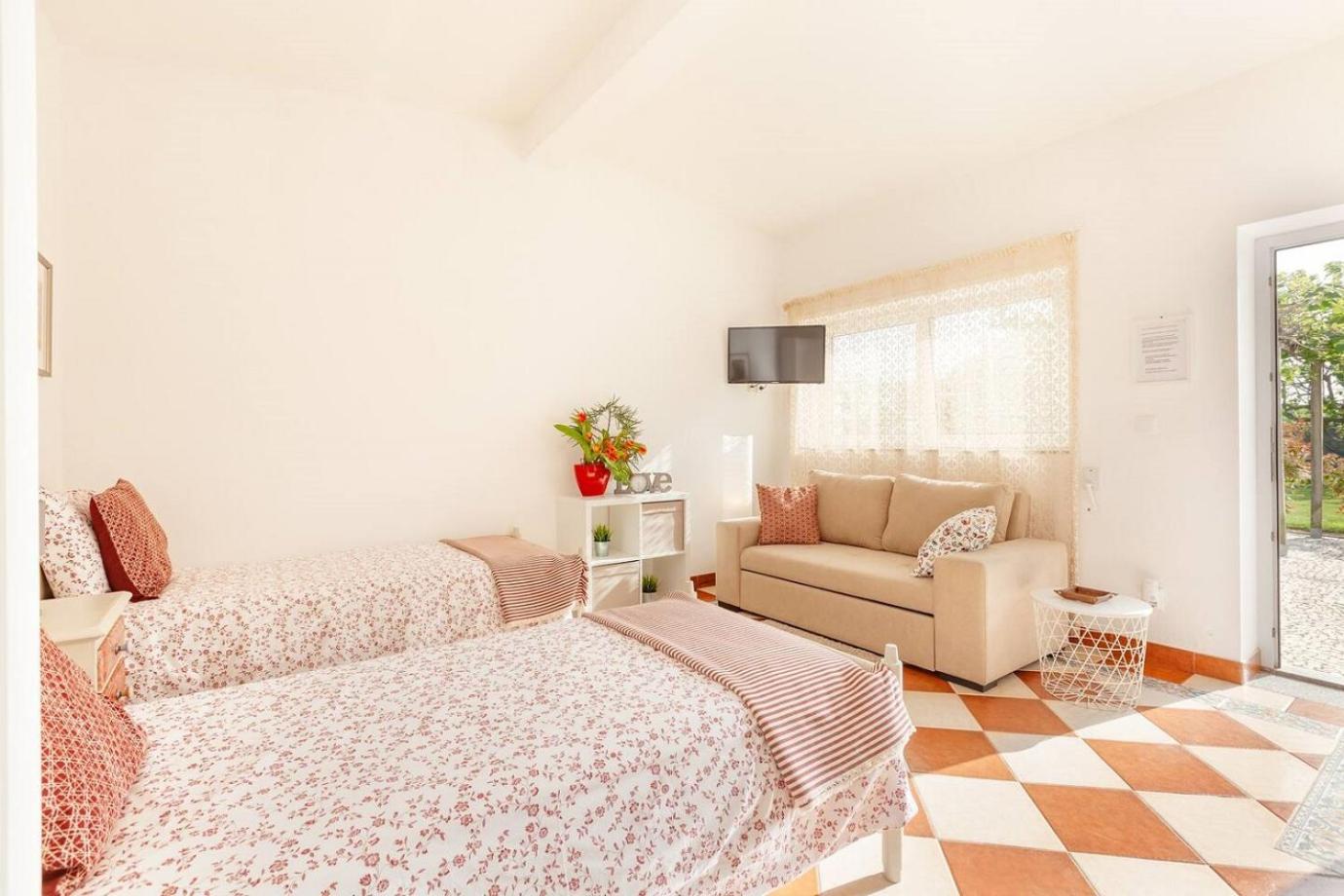 Twin Room with Garden View photo 1