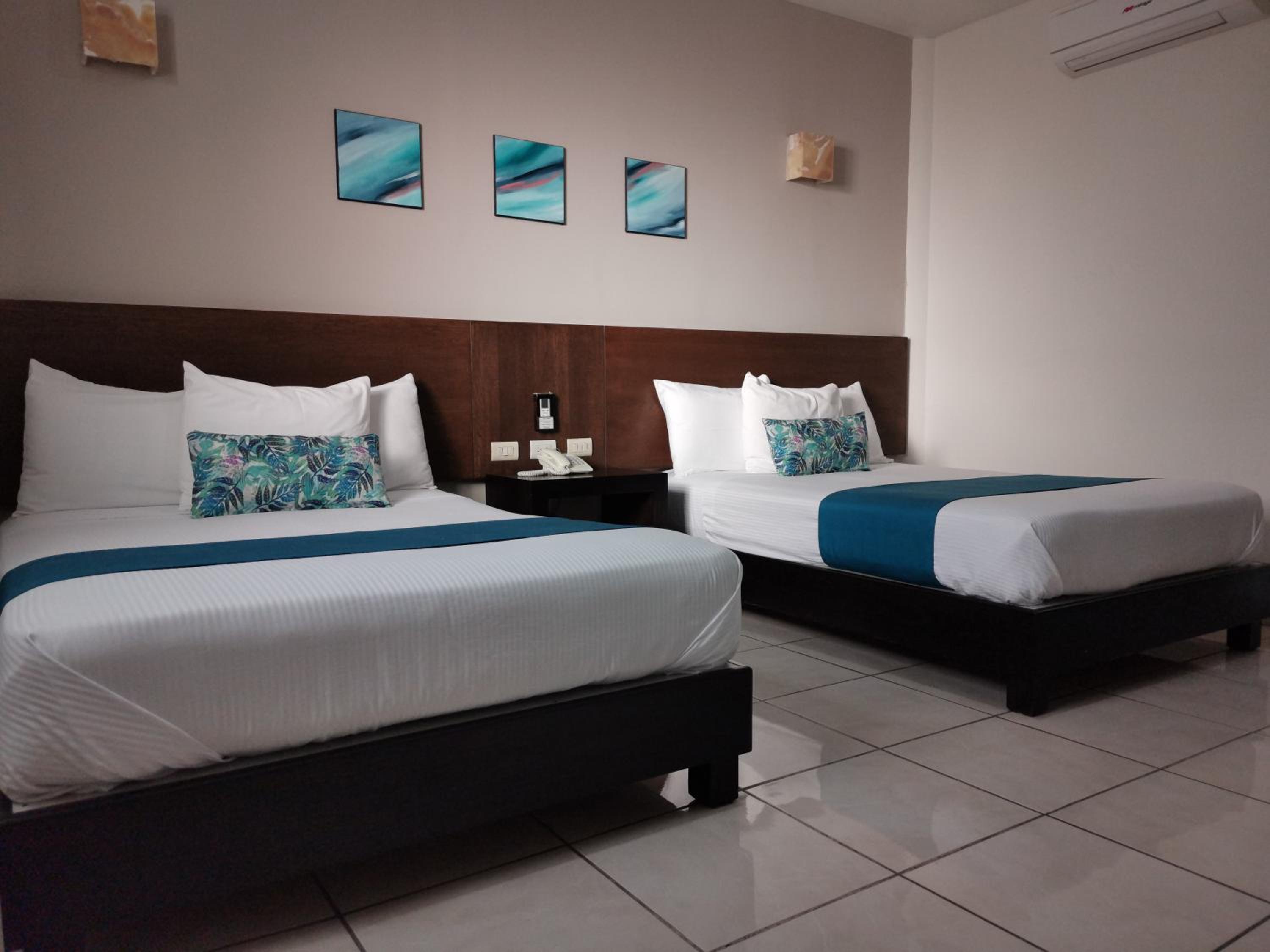Double Room - Photo 4