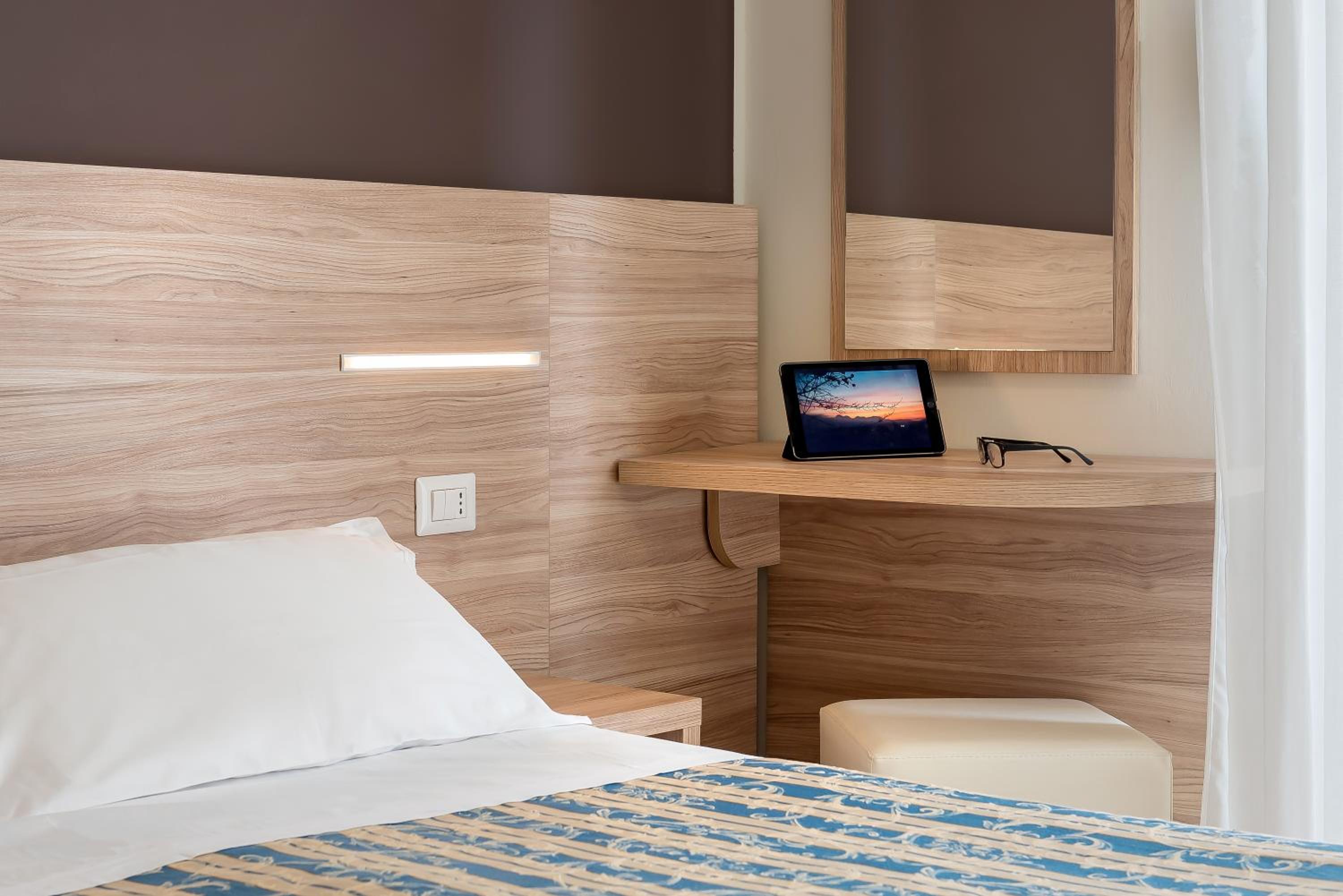 Economy Triple Room