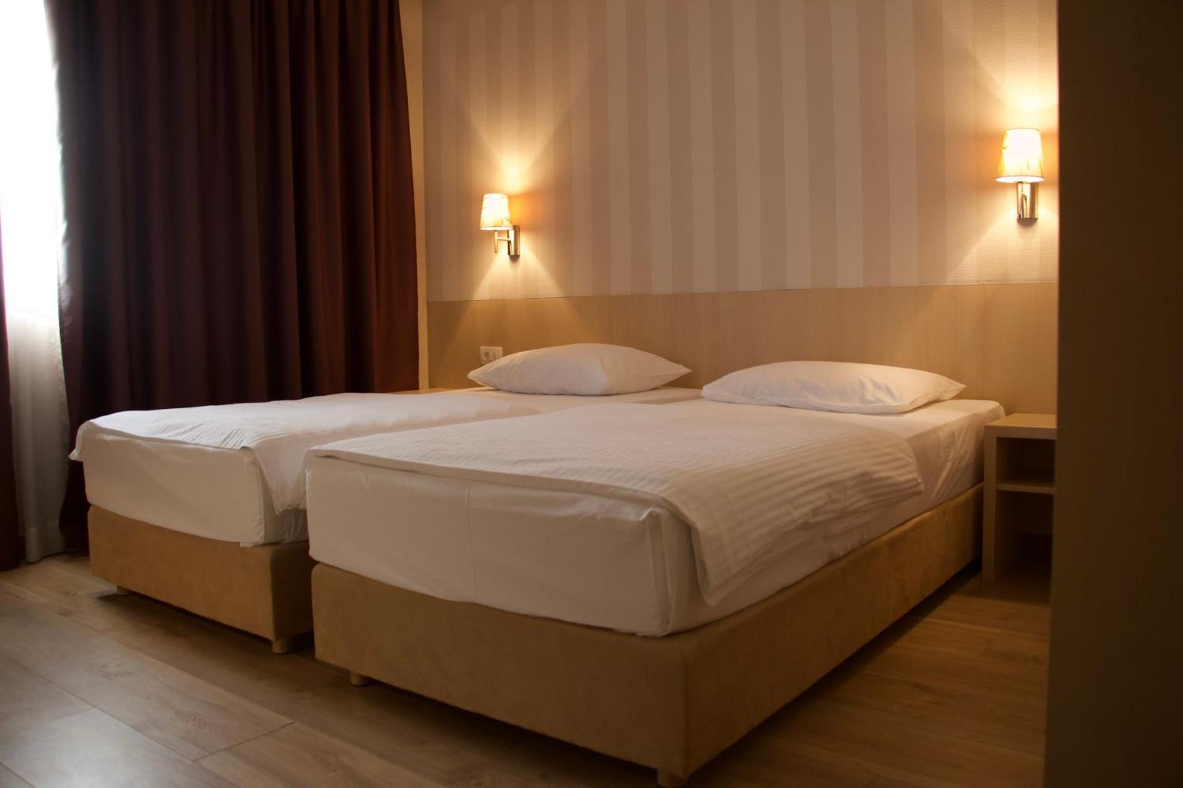 Double or Twin Room photo 2