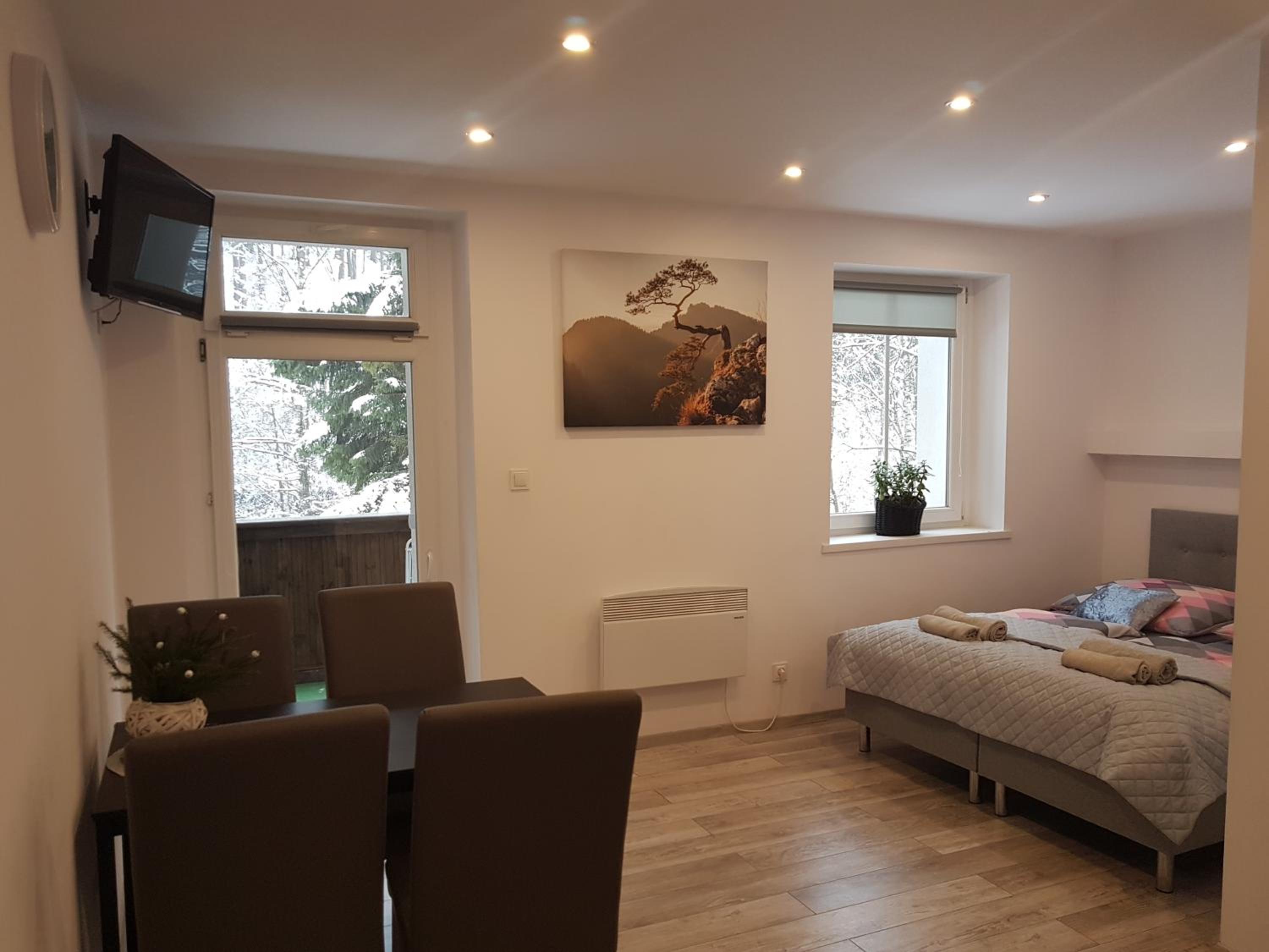 Apartment with Mountain View photo 1