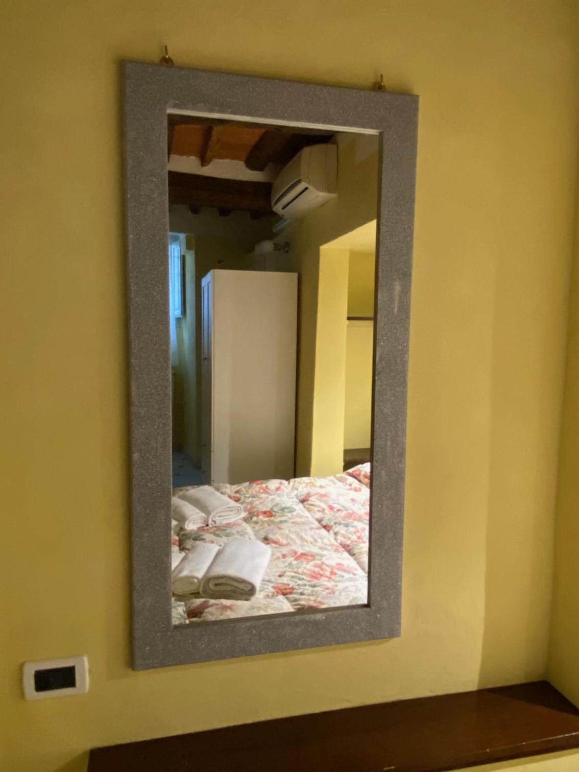 One-Bedroom Apartment - Photo 32