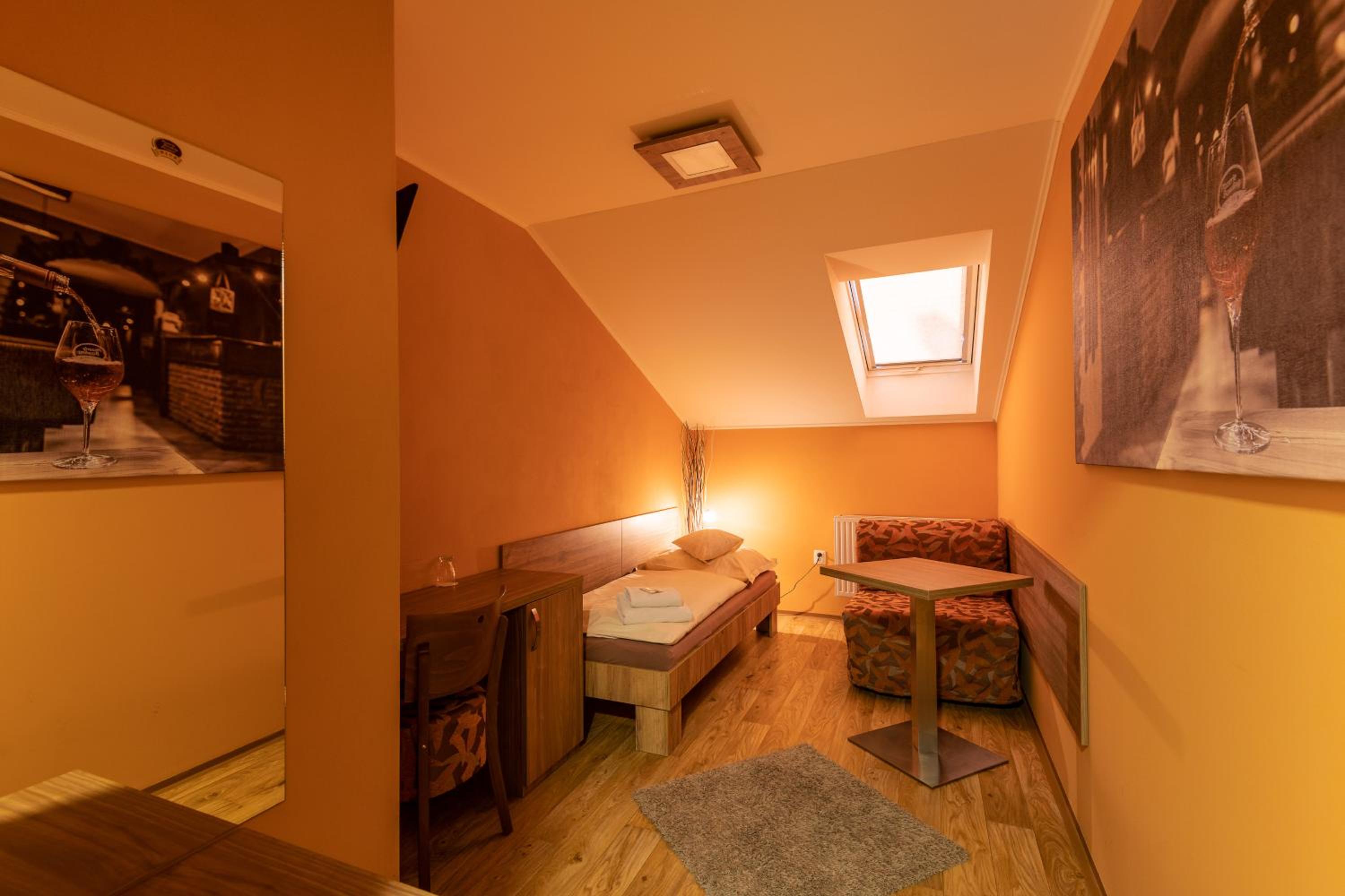 Single Room