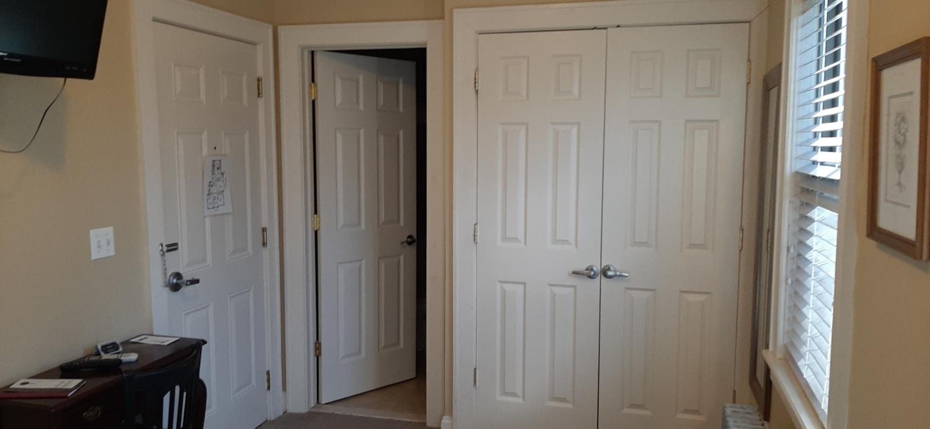 Deluxe Double Room (1 adult + 1 child) photo 3
