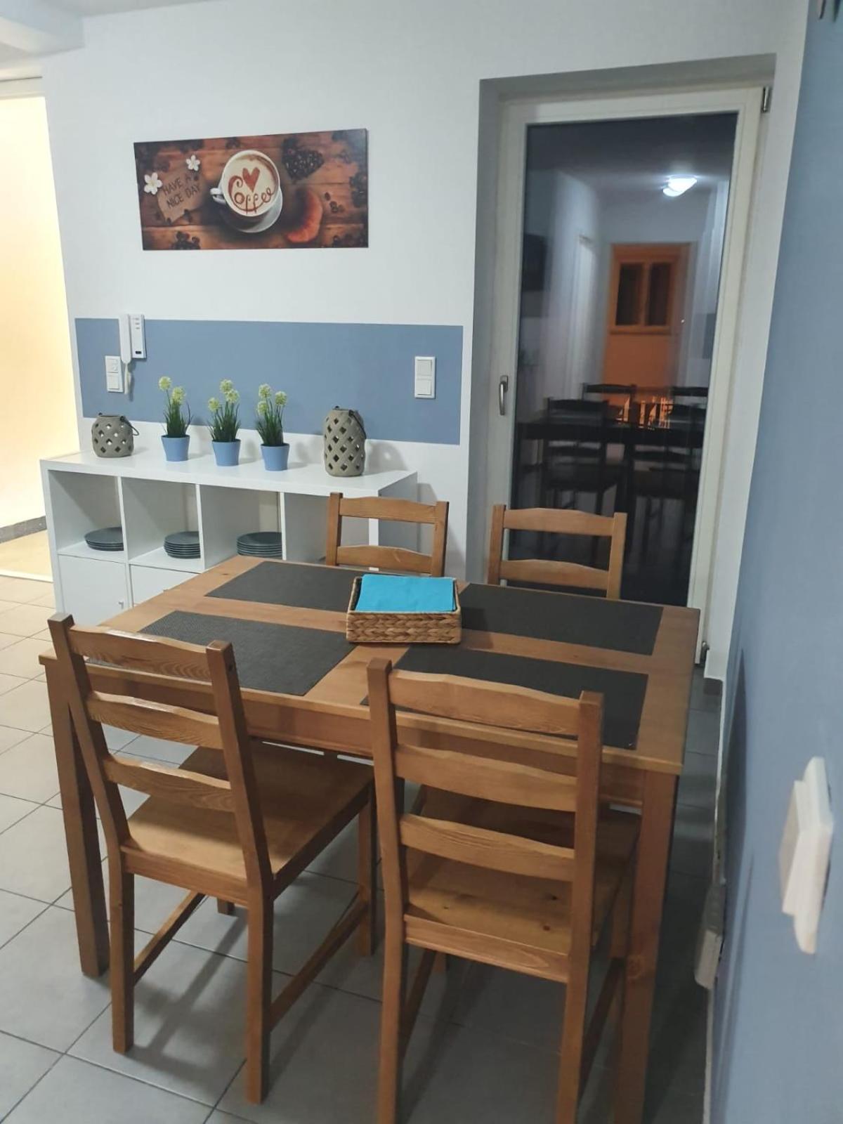 Large Single Room photo 1