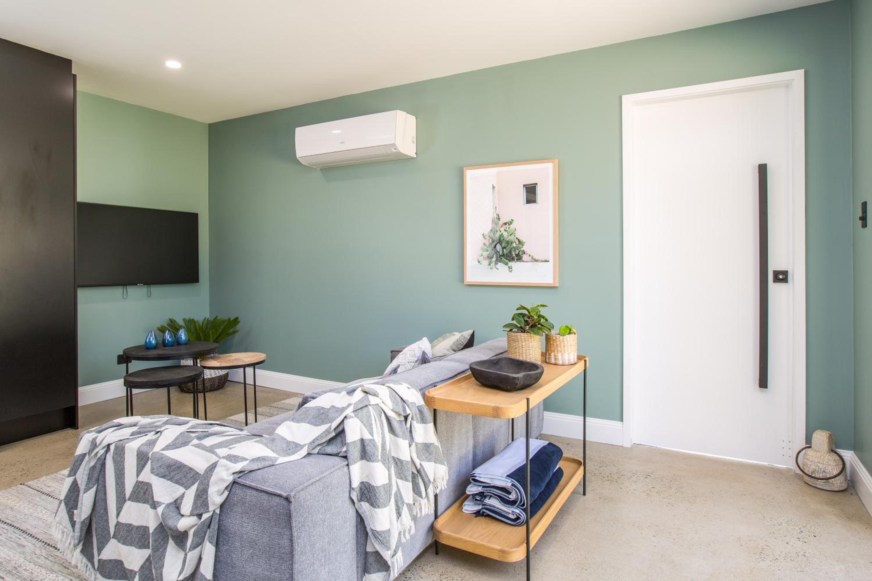 One-Bedroom House photo 3
