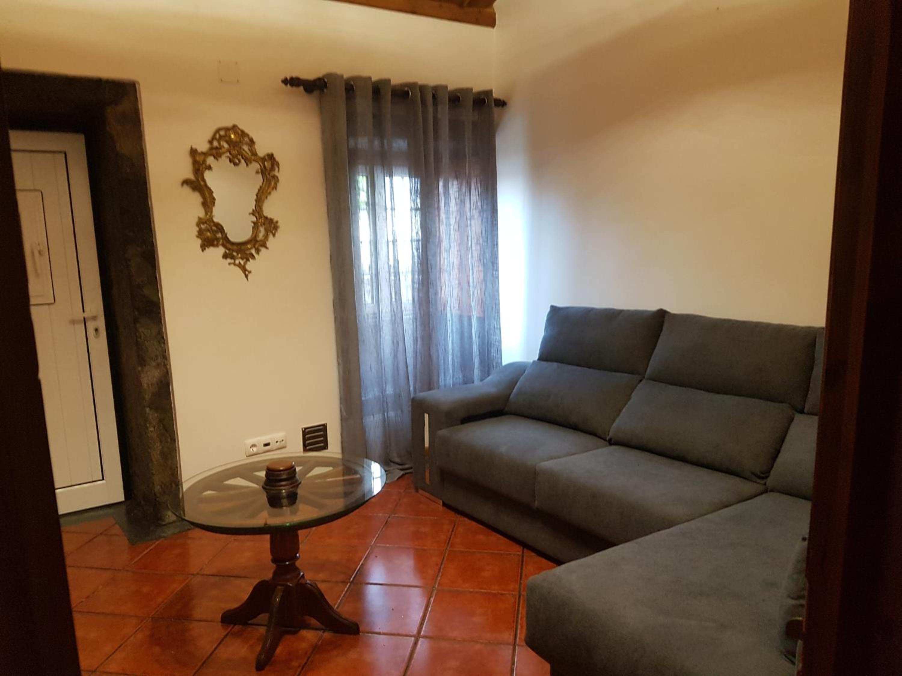 Two-Bedroom House - Photo 1