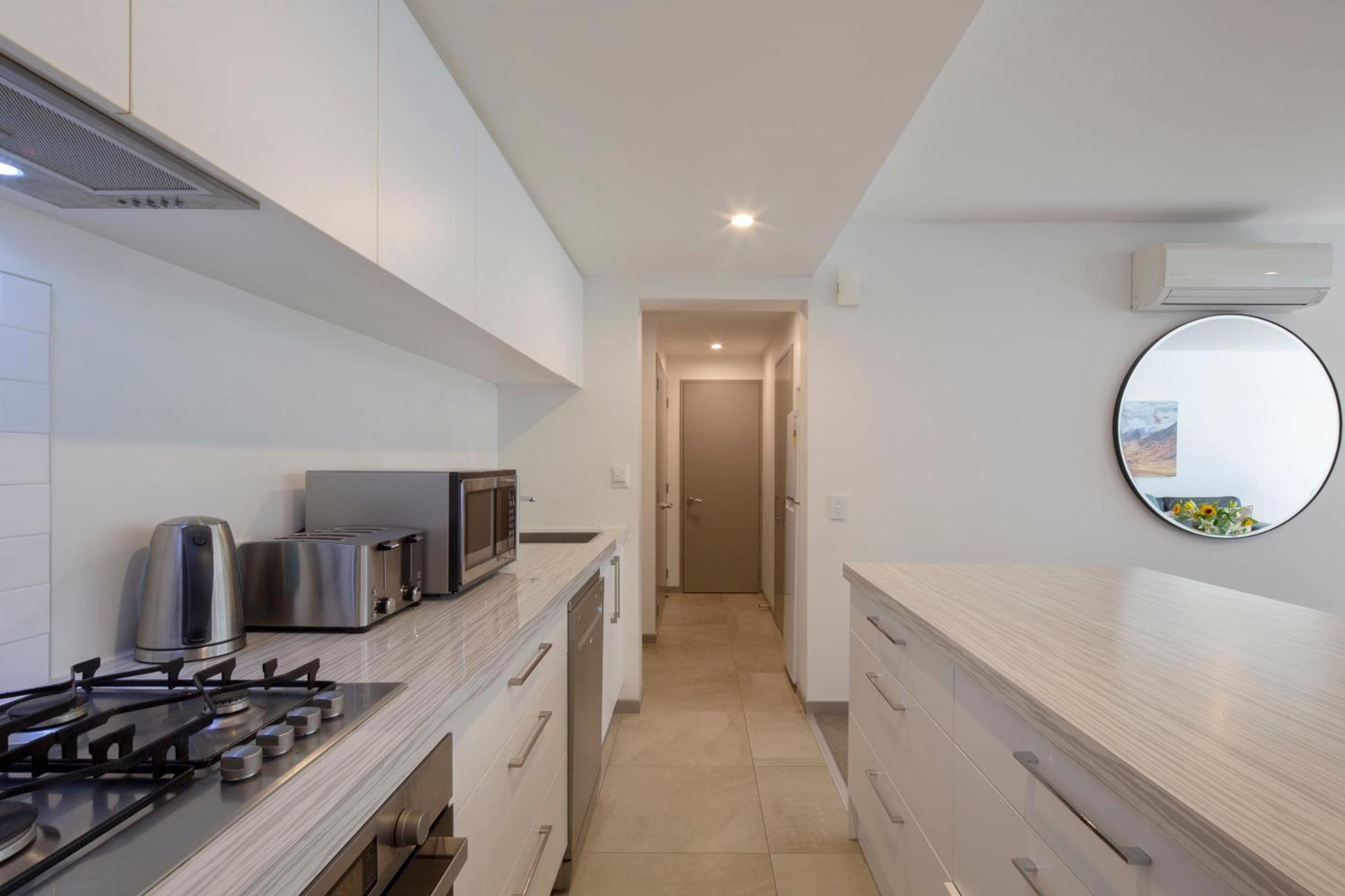 Three-Bedroom Apartment - Garden
