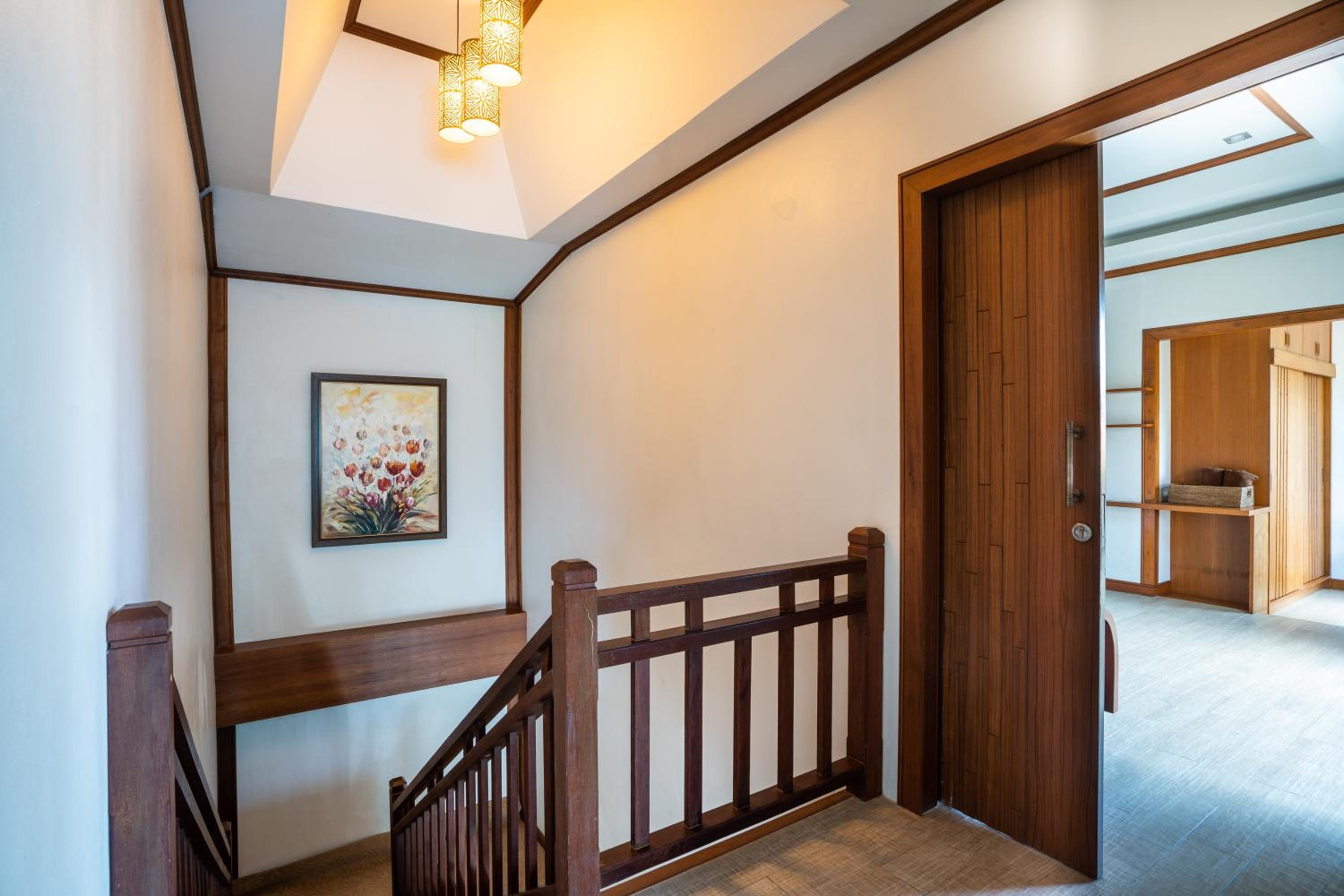 Villa with Private Pool (Three-Bedroom) photo 3