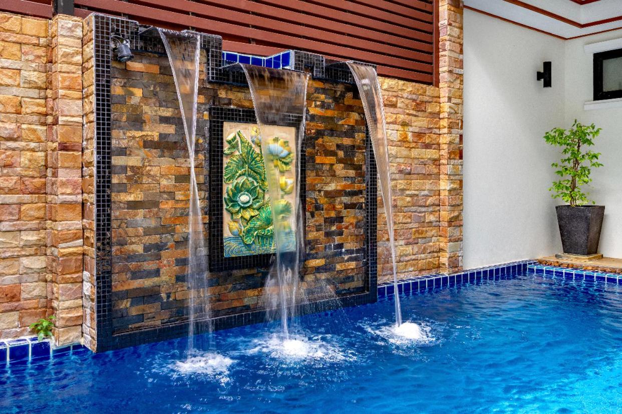 Villa with Private Pool 1 (Four-Bedroom) - Photo 5