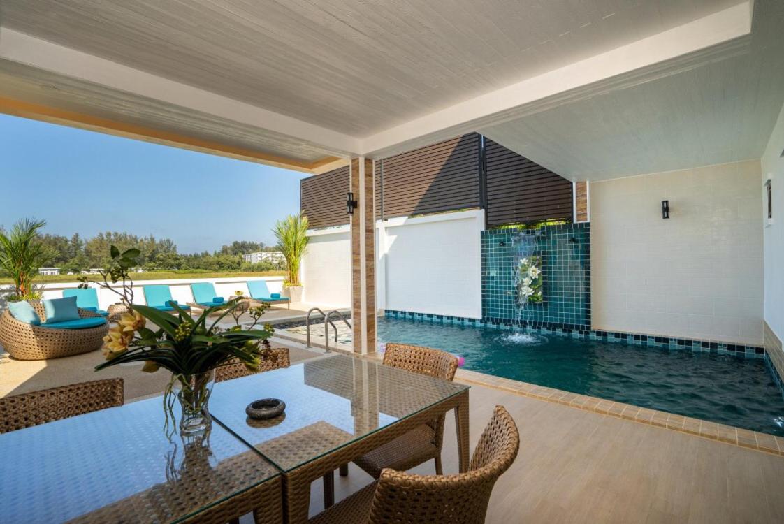 Three-Bedroom Villa - Photo 8