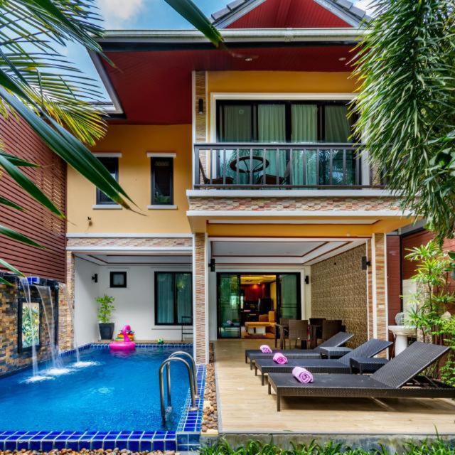 Villa with Private Pool 1 (Four-Bedroom) - Photo 14