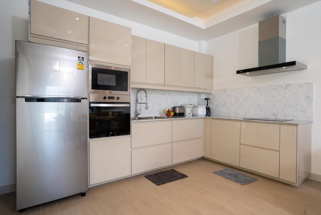 Three-Bedroom Villa - Photo 12