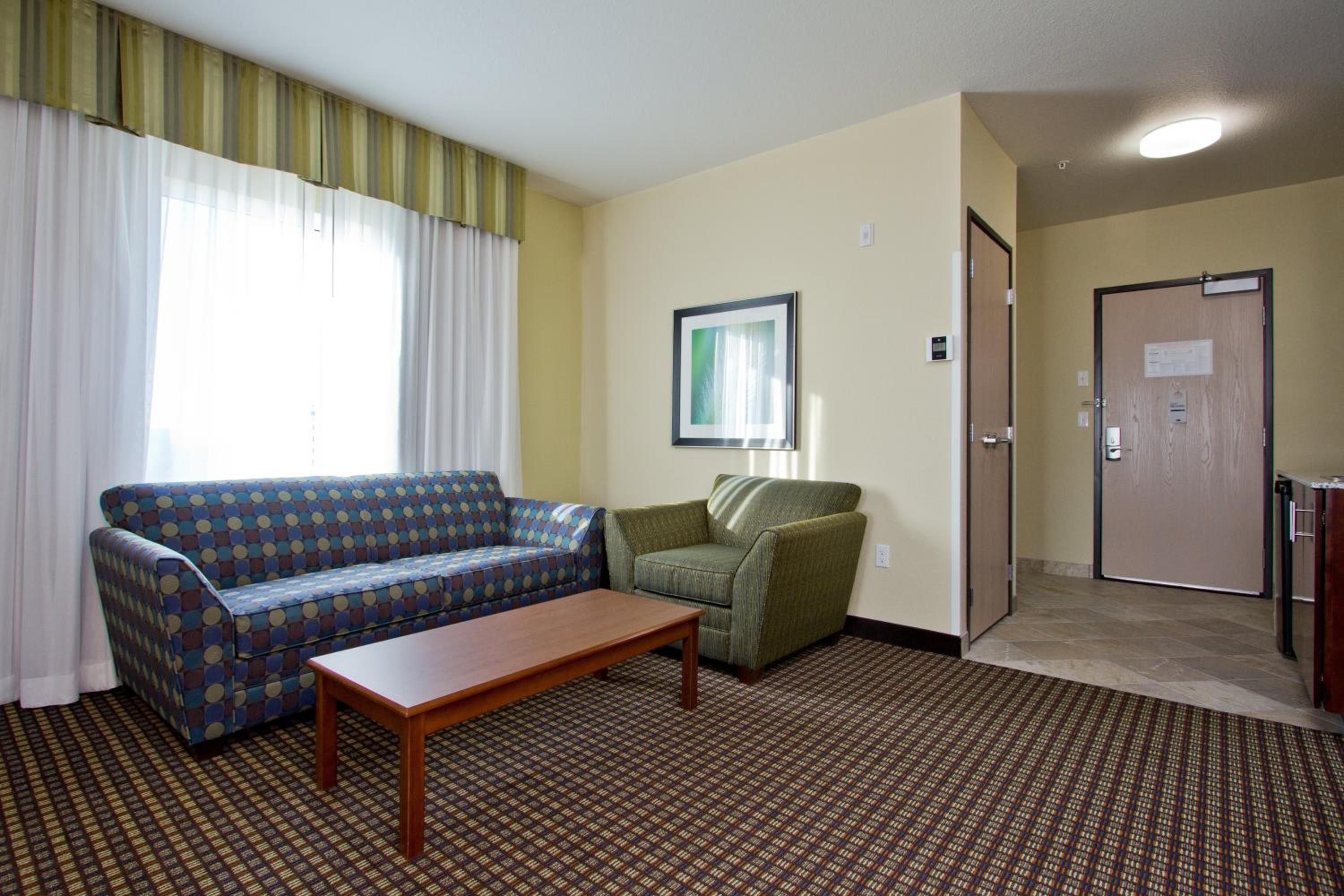 One-Bedroom Suite