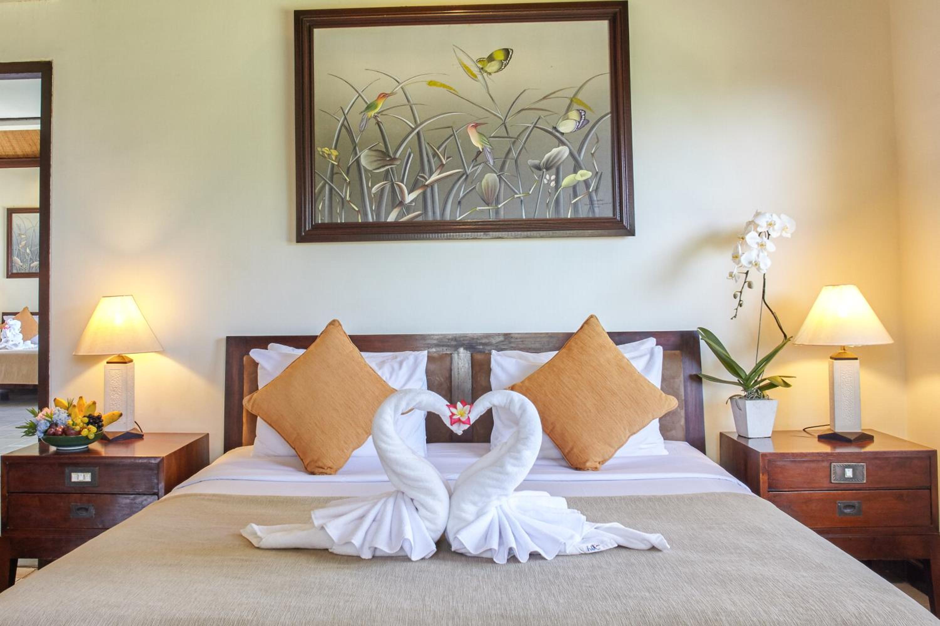 Deluxe Room with Garden View - Photo 9