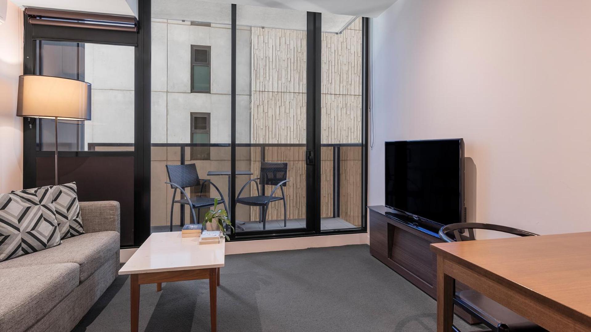 Deluxe One-Bedroom Apartment - No Housekeeping photo 1