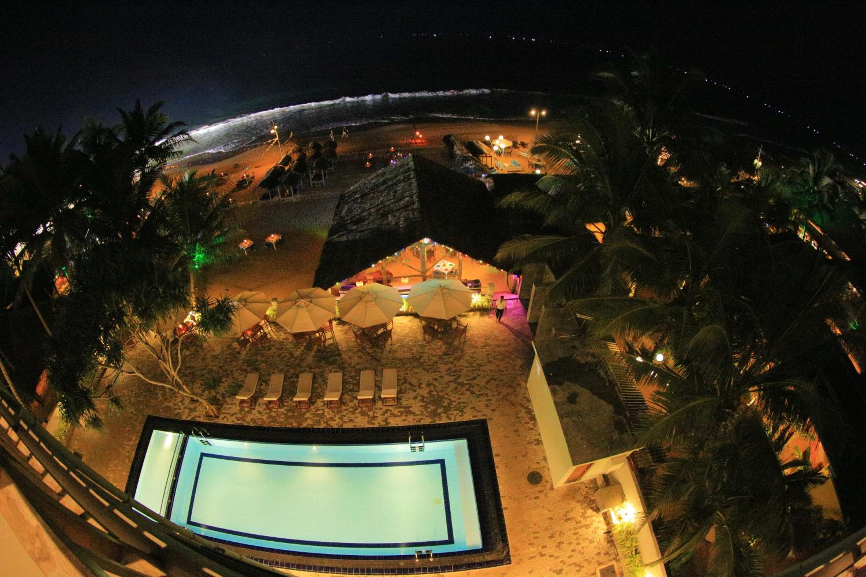 Deluxe Double Room with Sea View and Balcony - Photo 37