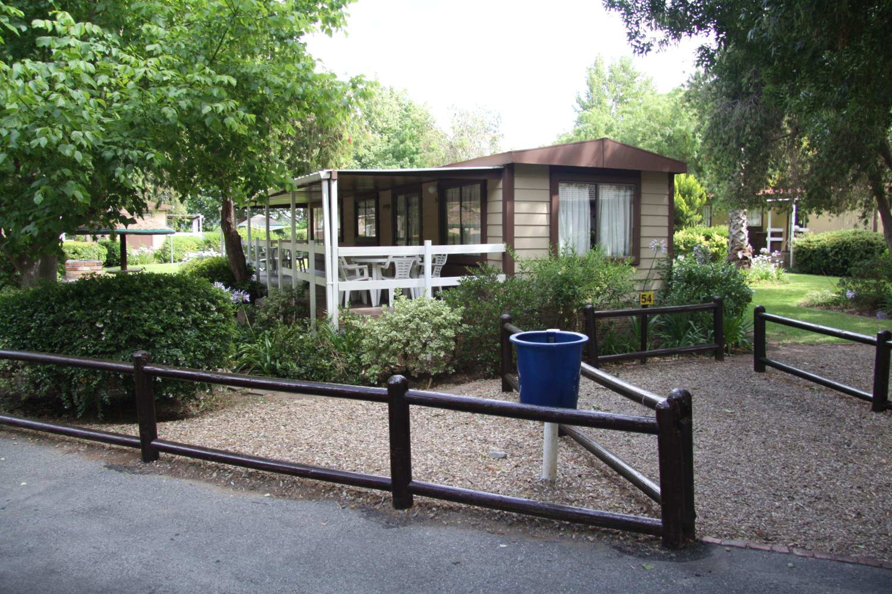 Bungalow (2 Adults + 2 Children) photo 2