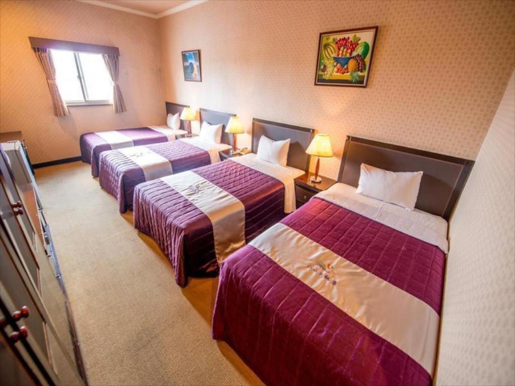 Deluxe Quadruple Room