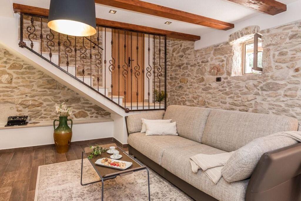 Two-Bedroom Villa with Private Heated Pool, Jacuzzi and Sauna photo 3