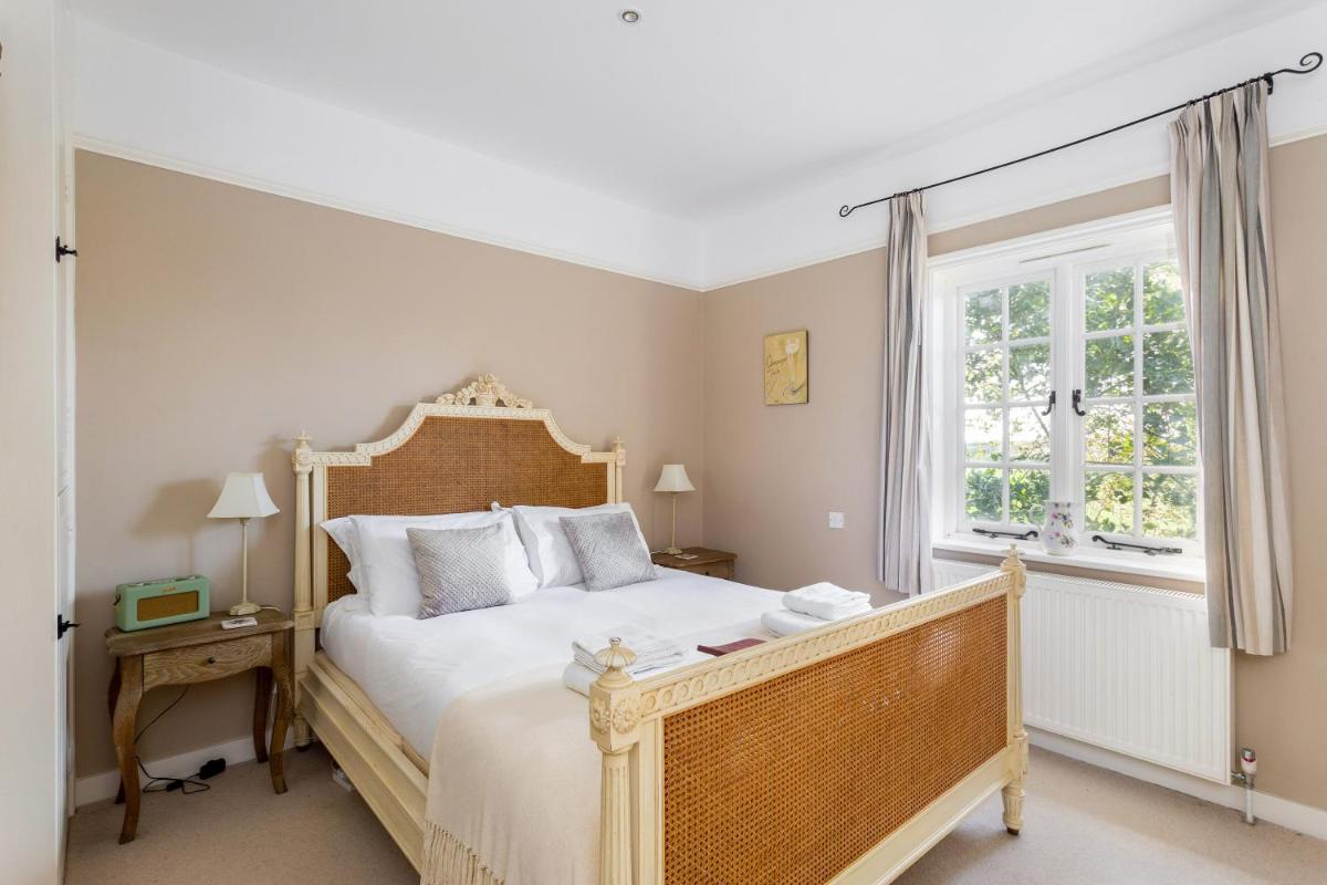 Superior Double Room with Bathroom photo 1