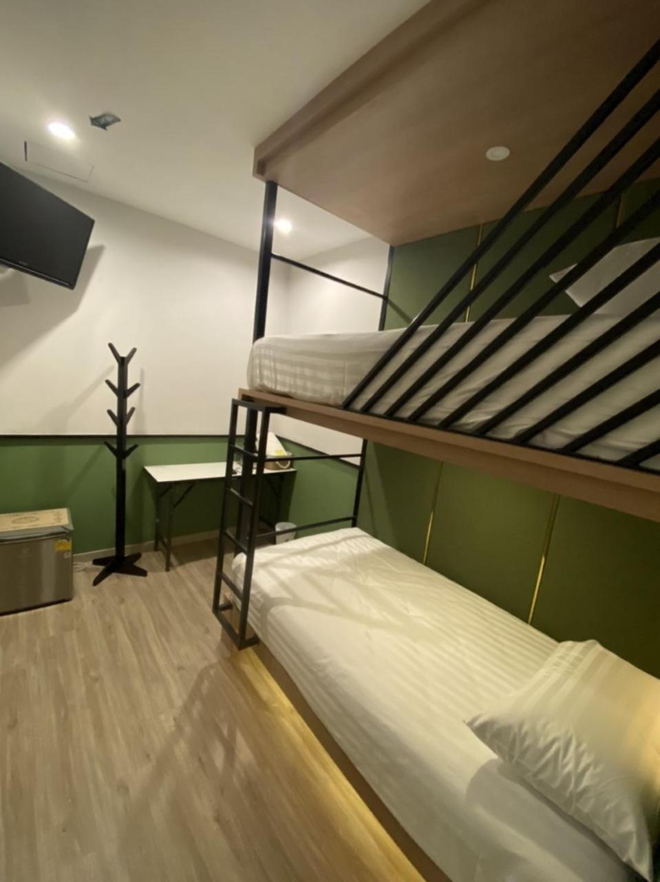 Standard Twin Room photo 1