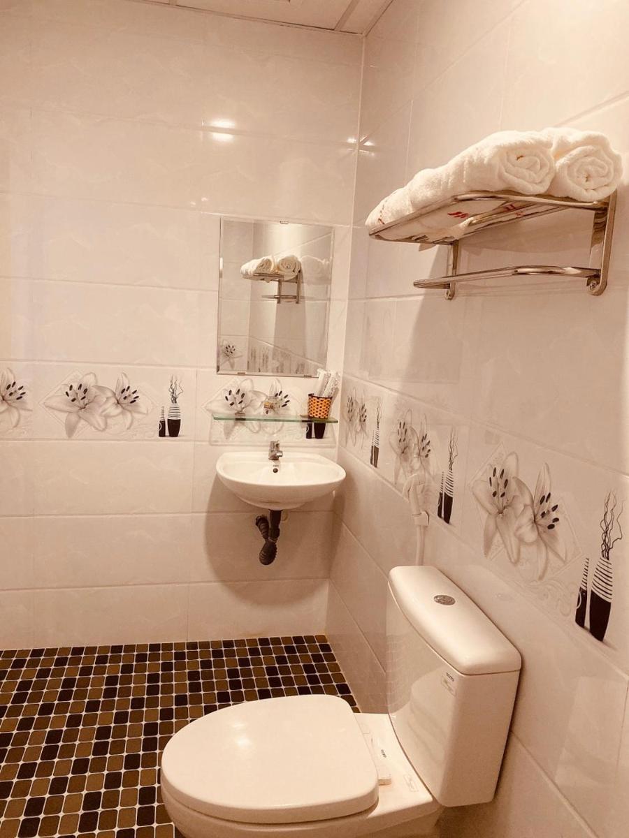 Quadruple Room - Photo 12