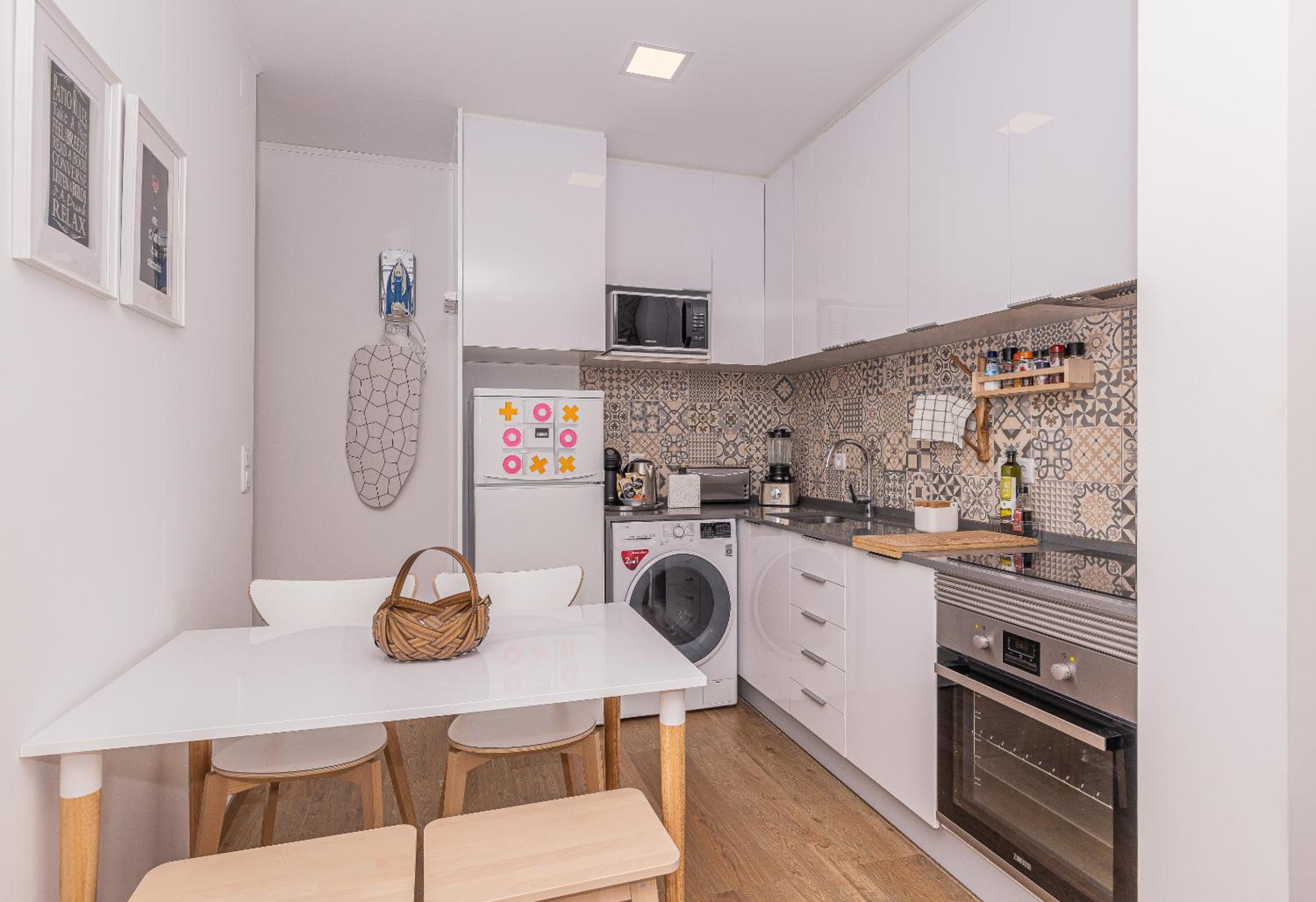 One-Bedroom Apartment - Photo 24