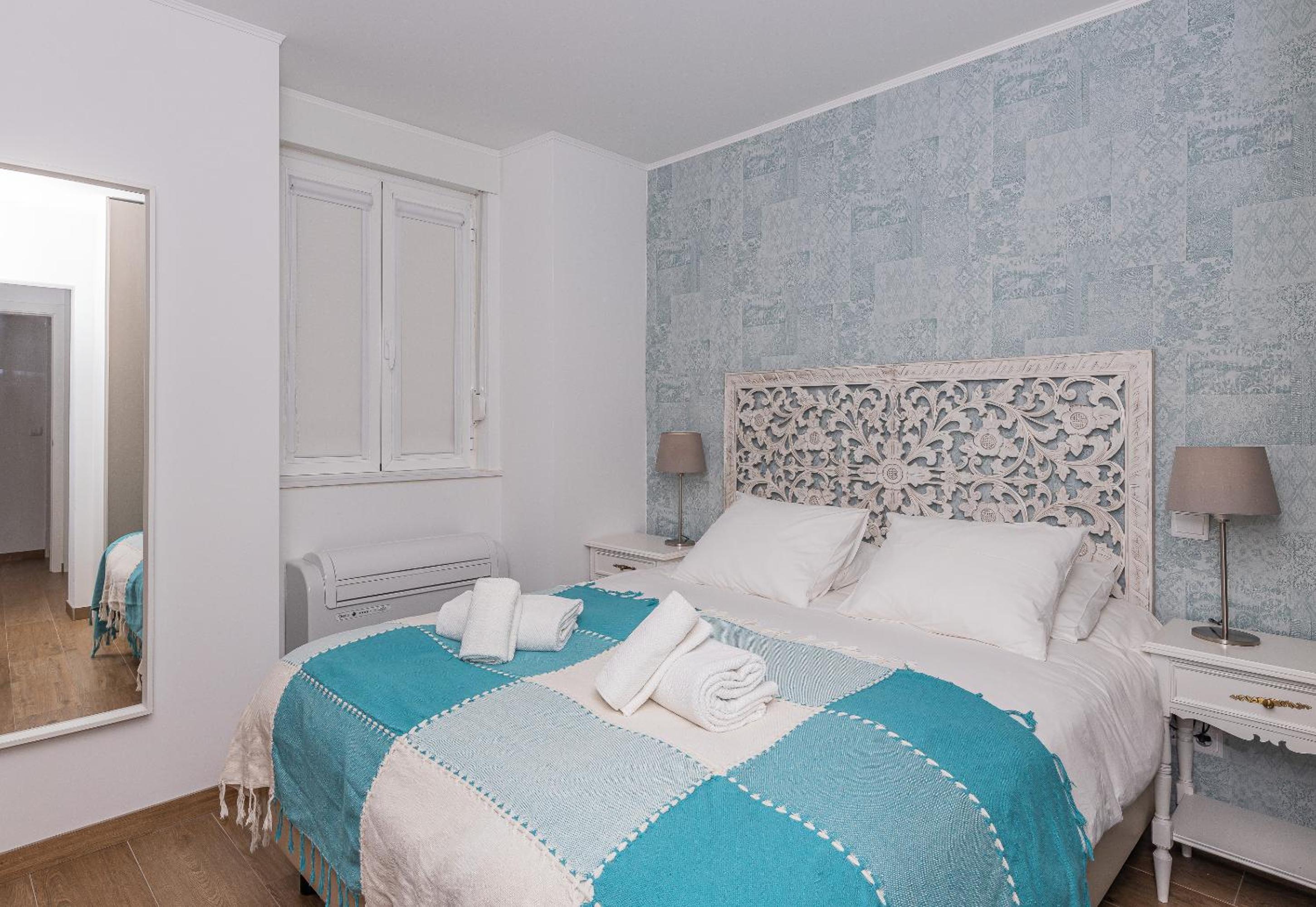One-Bedroom Apartment - Photo 30
