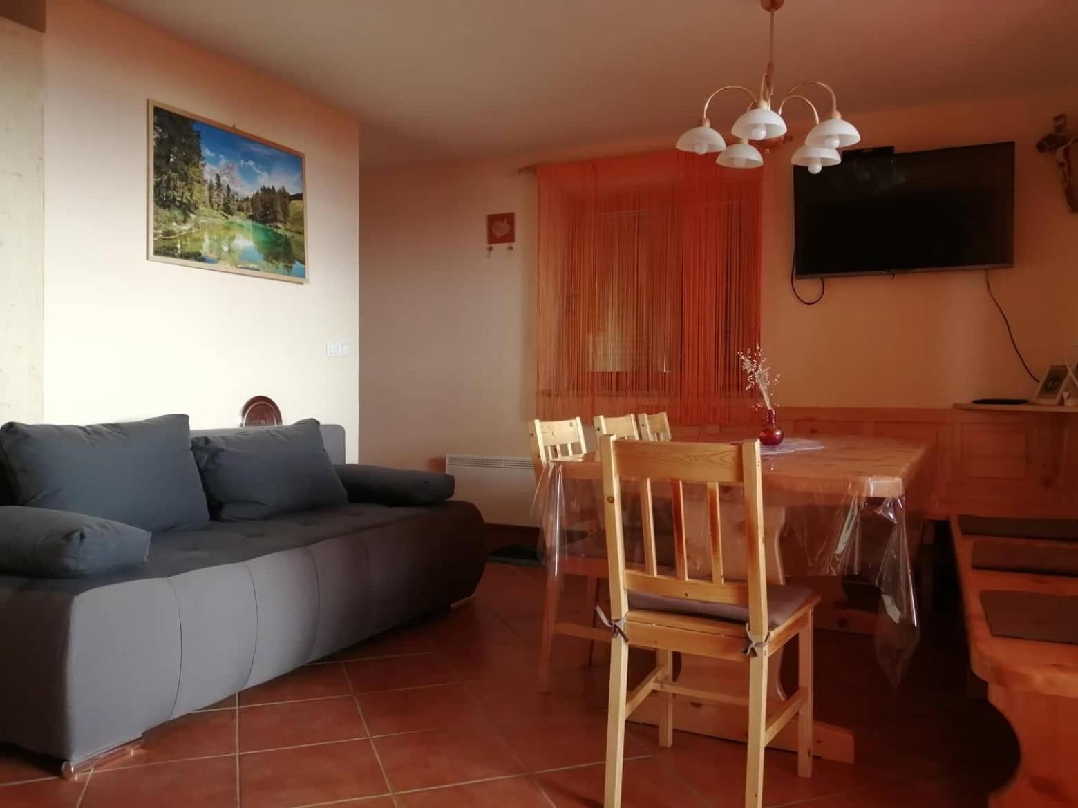 Studio Apartment photo 2
