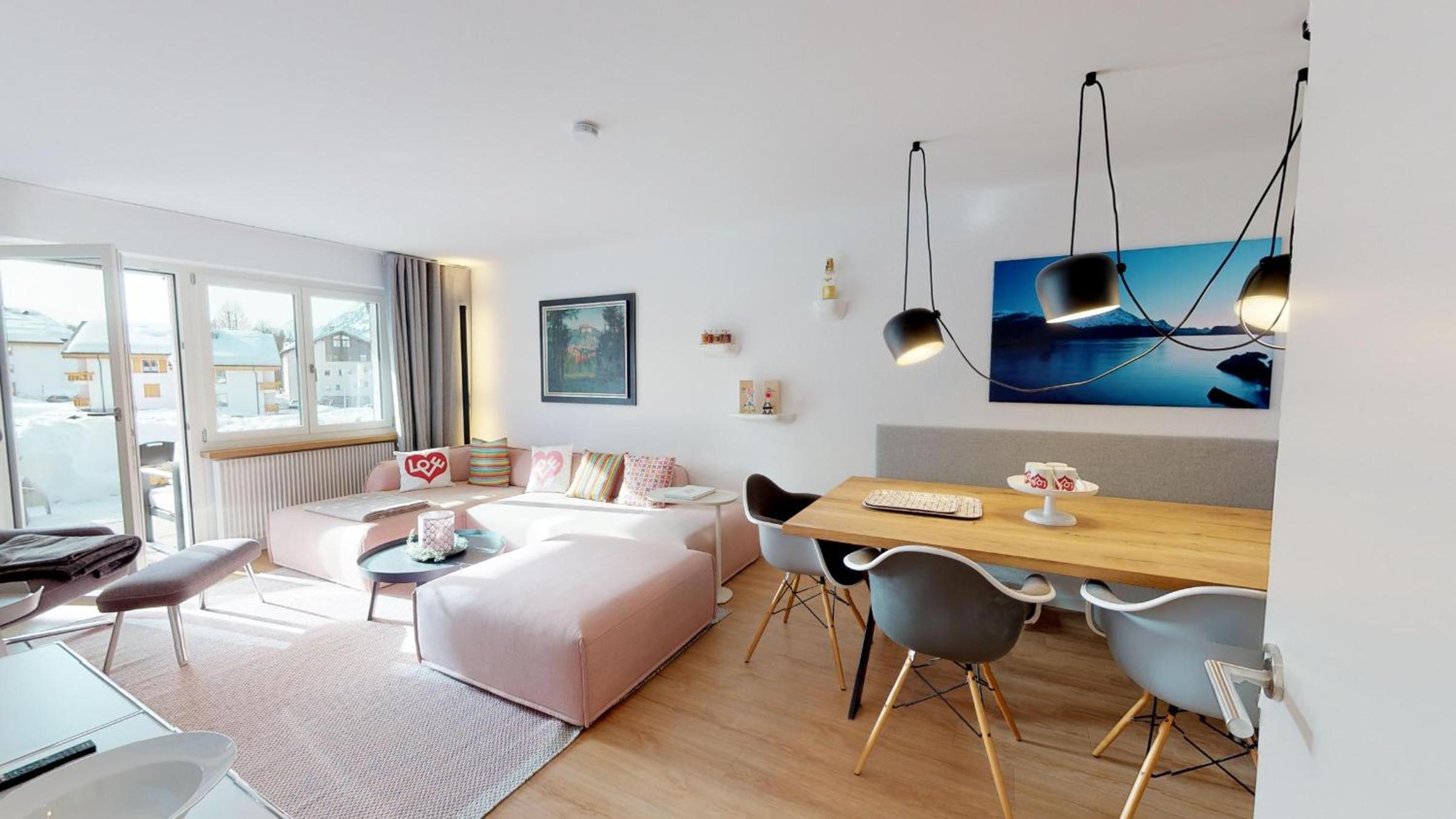 Apartment with Mountain View photo 1