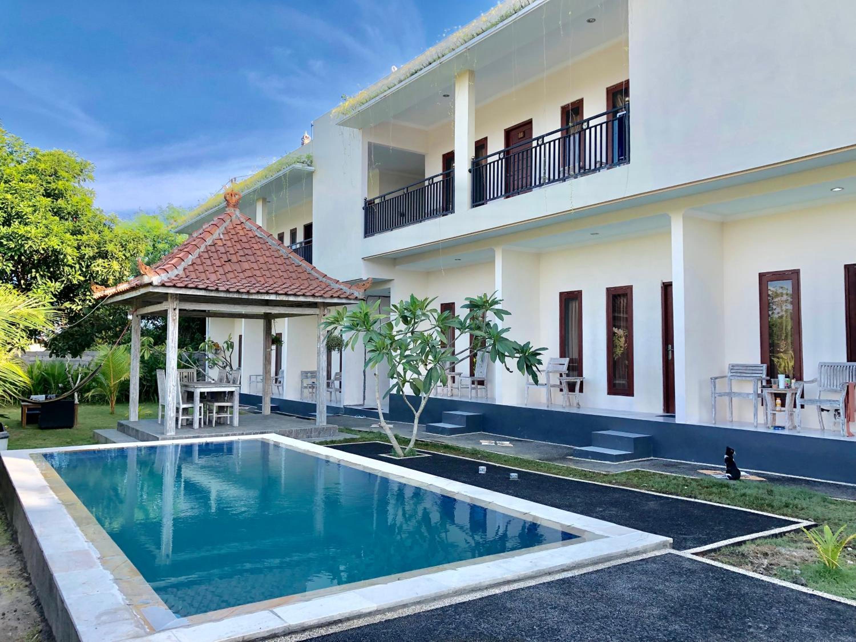 Double Room with Pool View - Photo 6