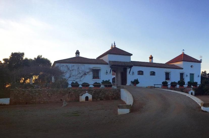 Villa With Private Pool photo 2