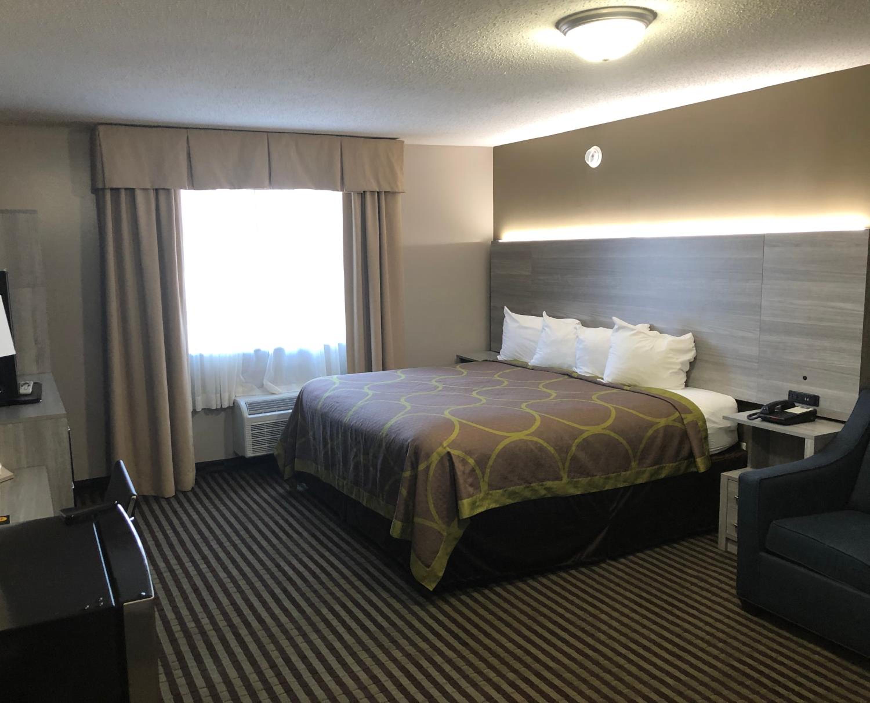 Comfort Queen Bed Room
