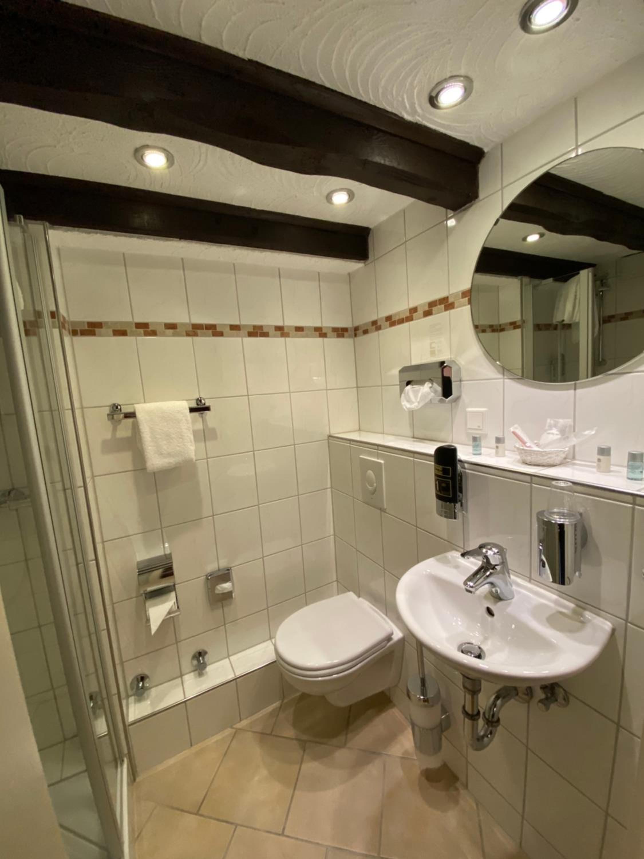 Family Room with Shower photo 3