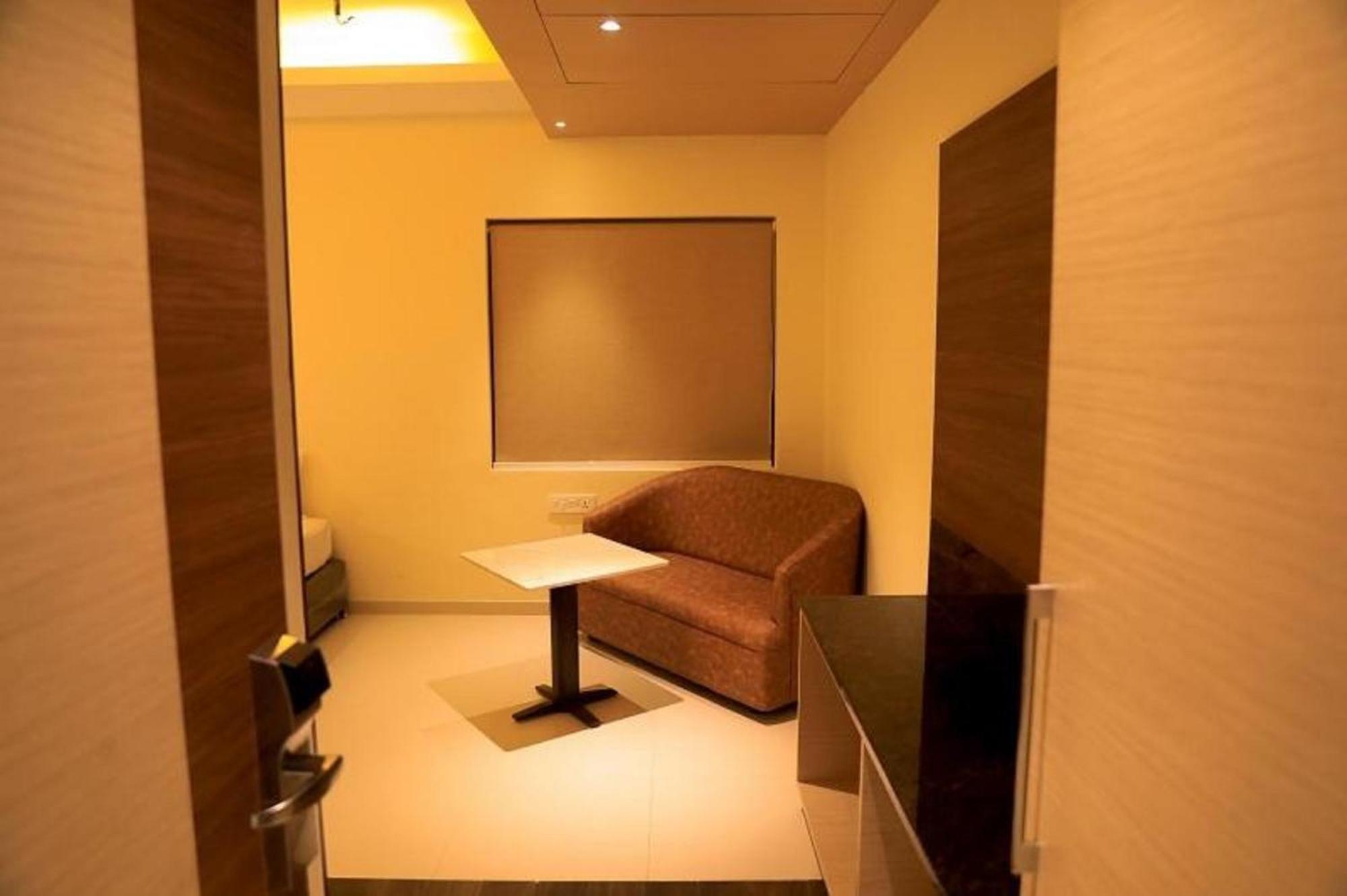 Double Room - Photo 9