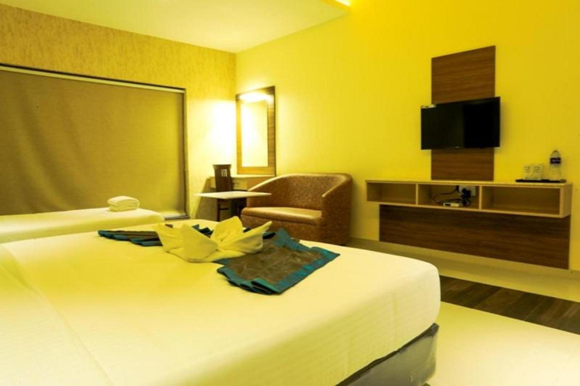 Triple Room - Photo 9
