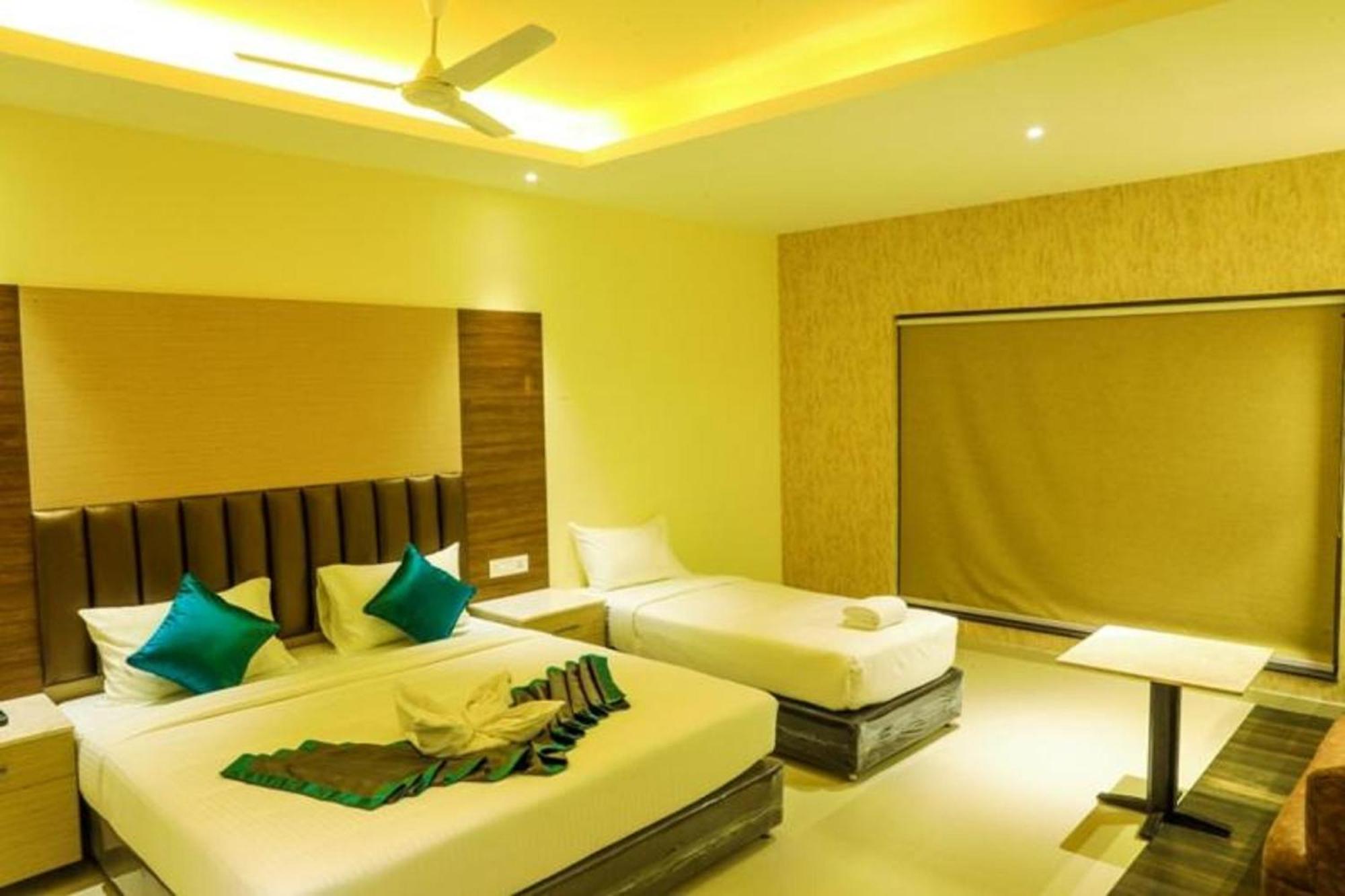 Triple Room - Photo 19