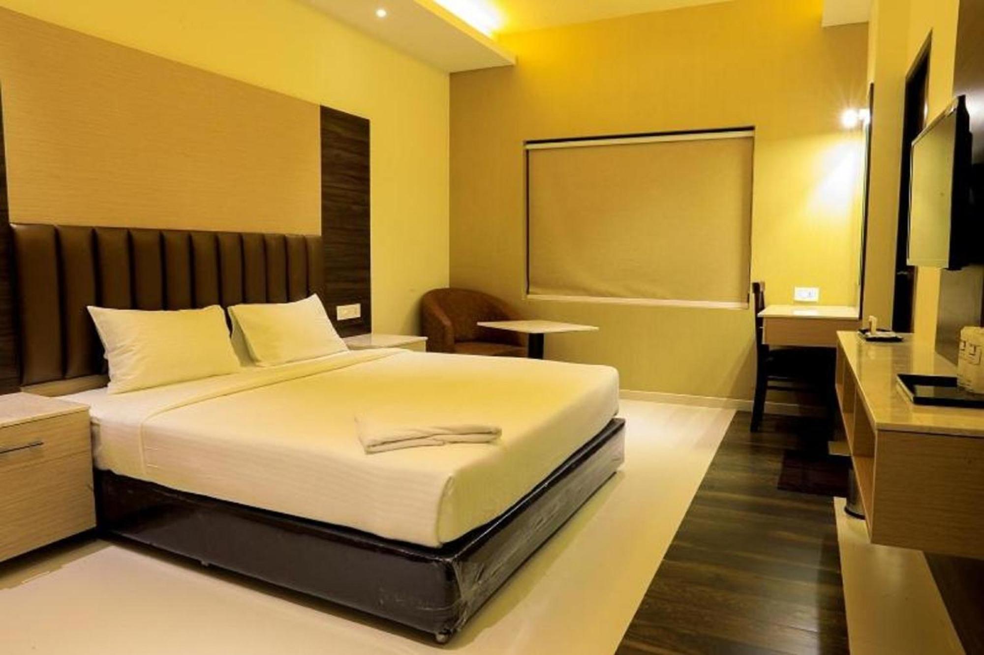 Deluxe Double Room - Photo 5