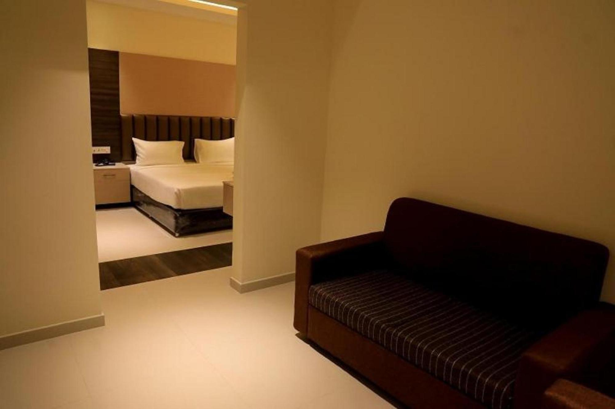 Triple Room - Photo 14