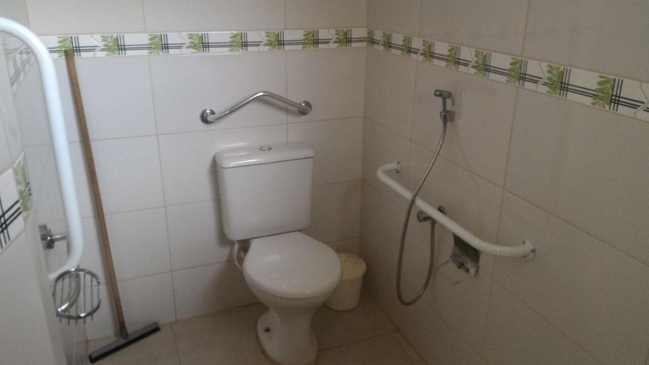 Double Room - Disability Access photo 3