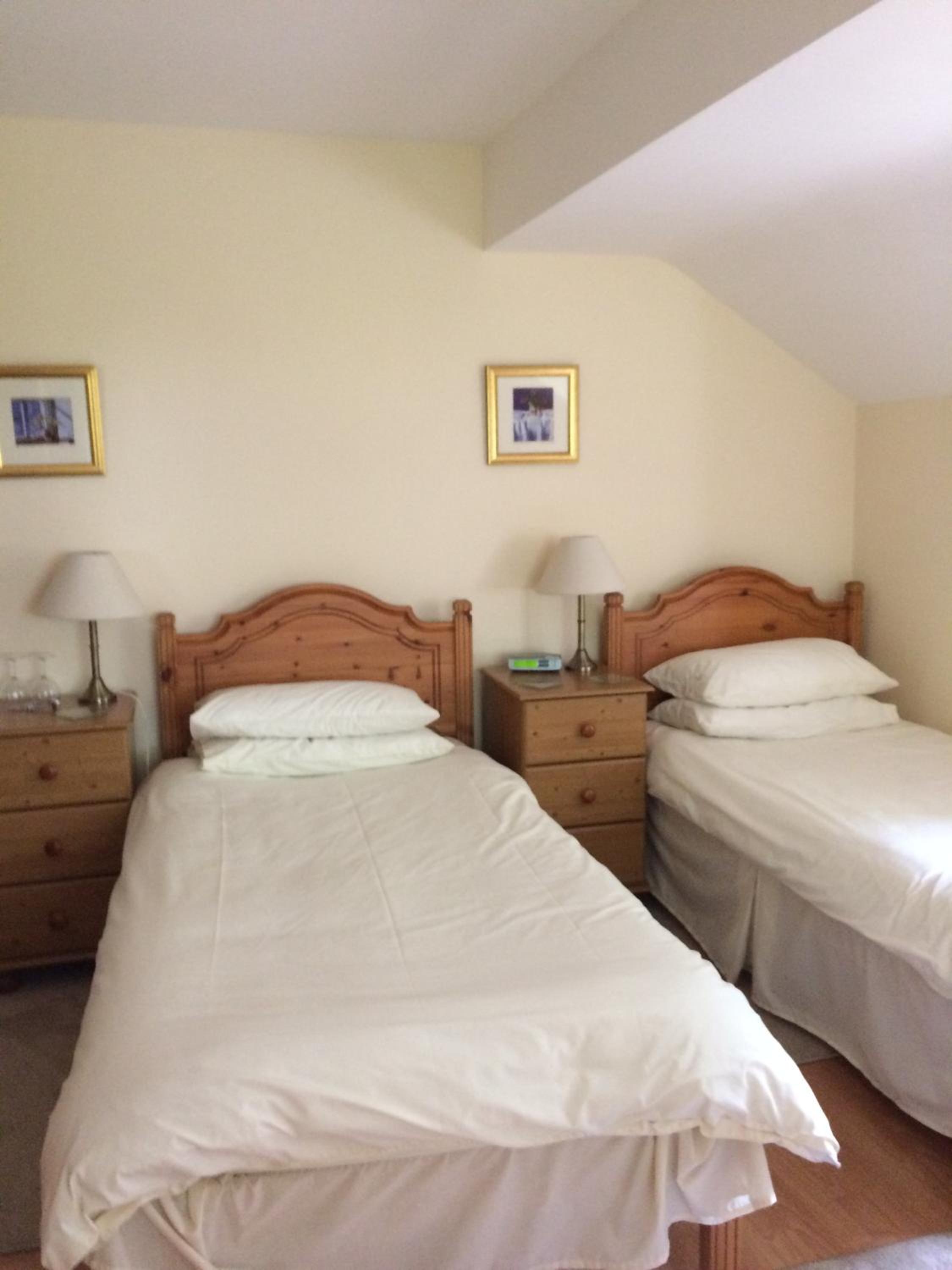 Standard Twin Room with Sofa photo 1