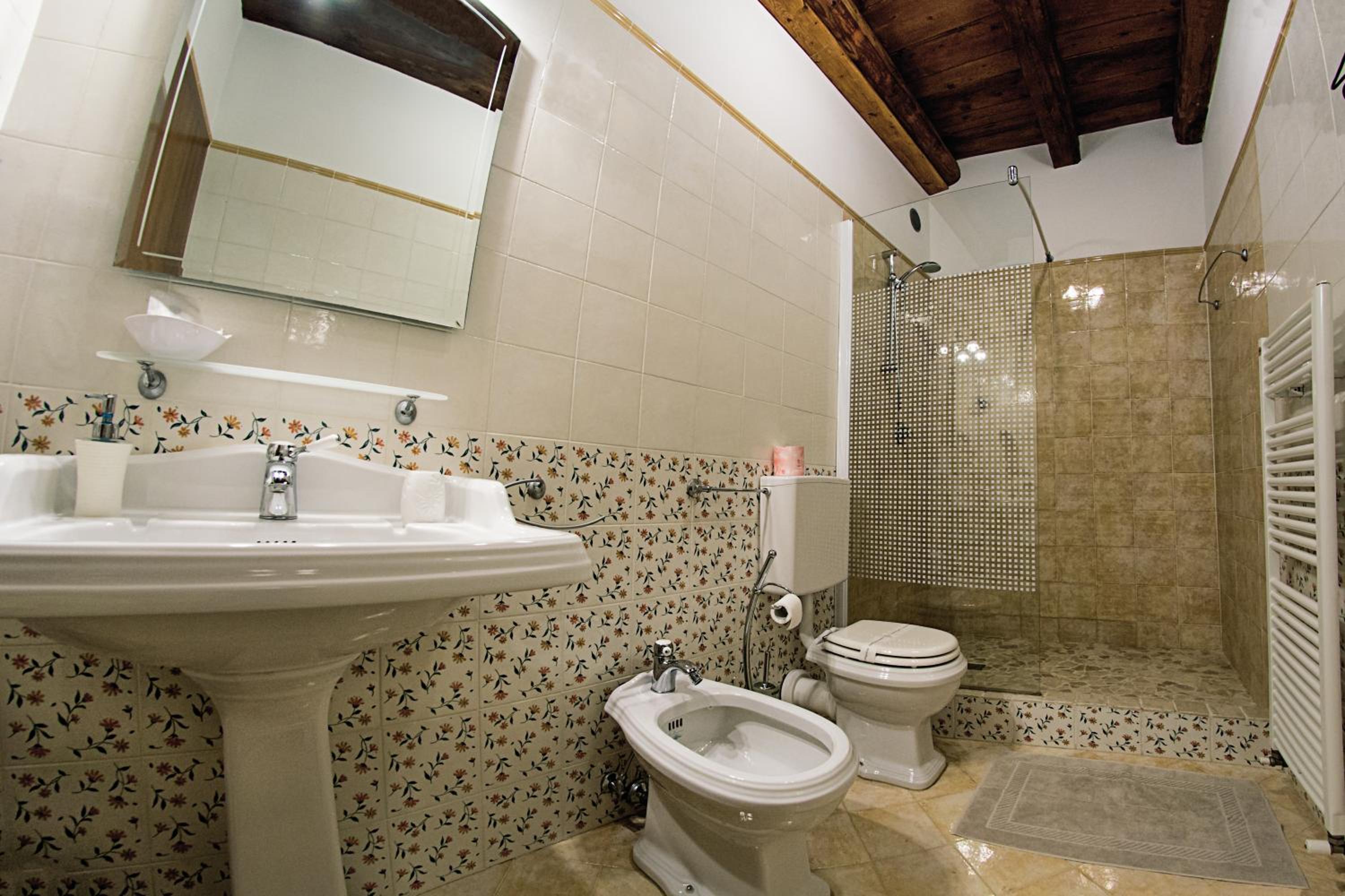 Studio Apartment photo 2