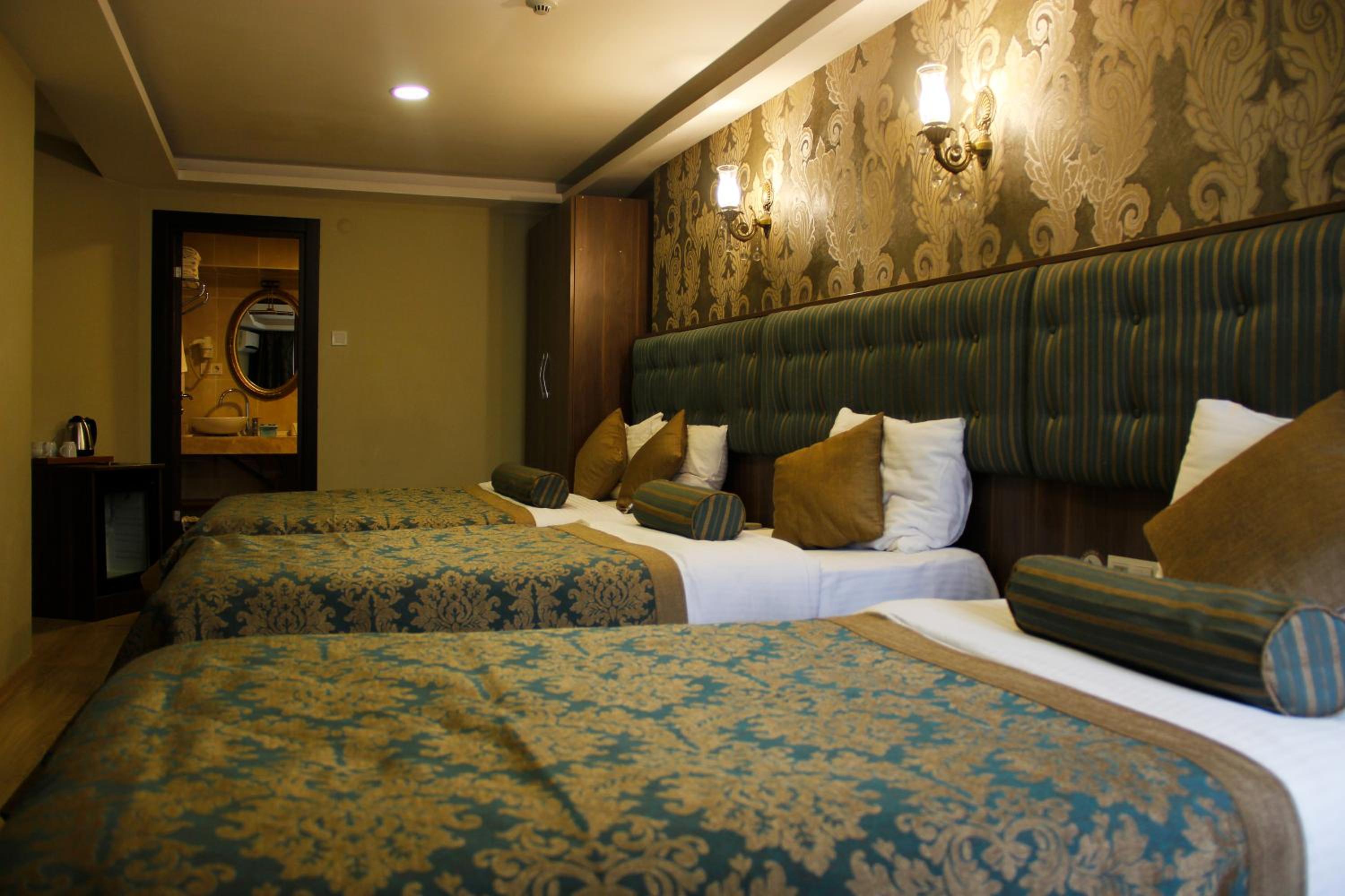 Standard Quadruple Room photo 2
