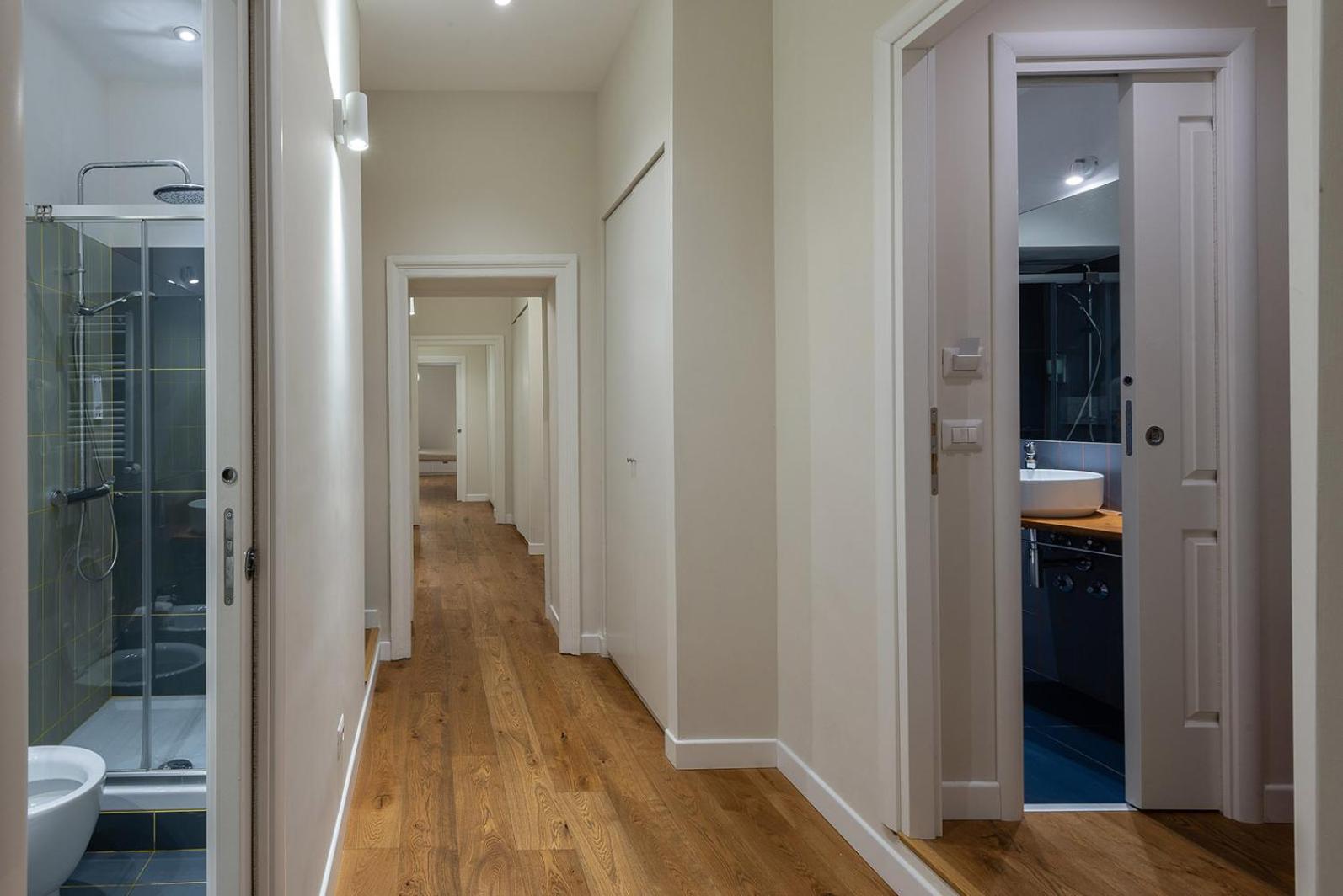 Single Room with Private External Bathroom photo 1